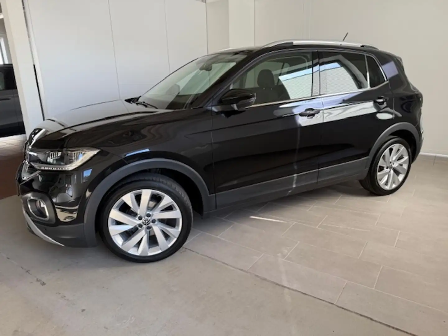 Volkswagen T-Cross Style 1.0 TSI Navi AHK LED Kamera LM18 ACC Schwarz - 1