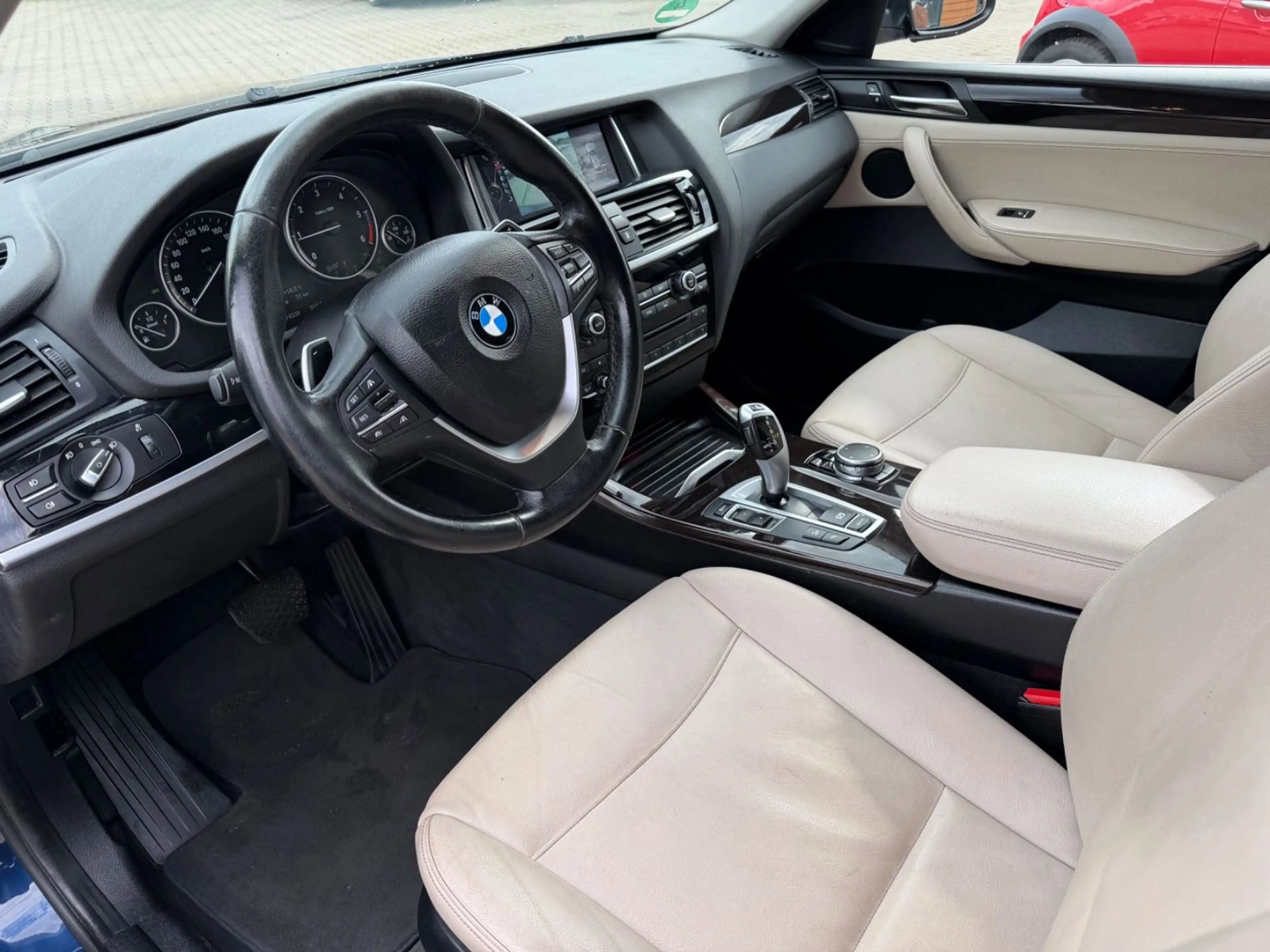 BMW X4 xDrive 20 d/XENON/NAVI/TEMPOMAT/AHK — photo 10