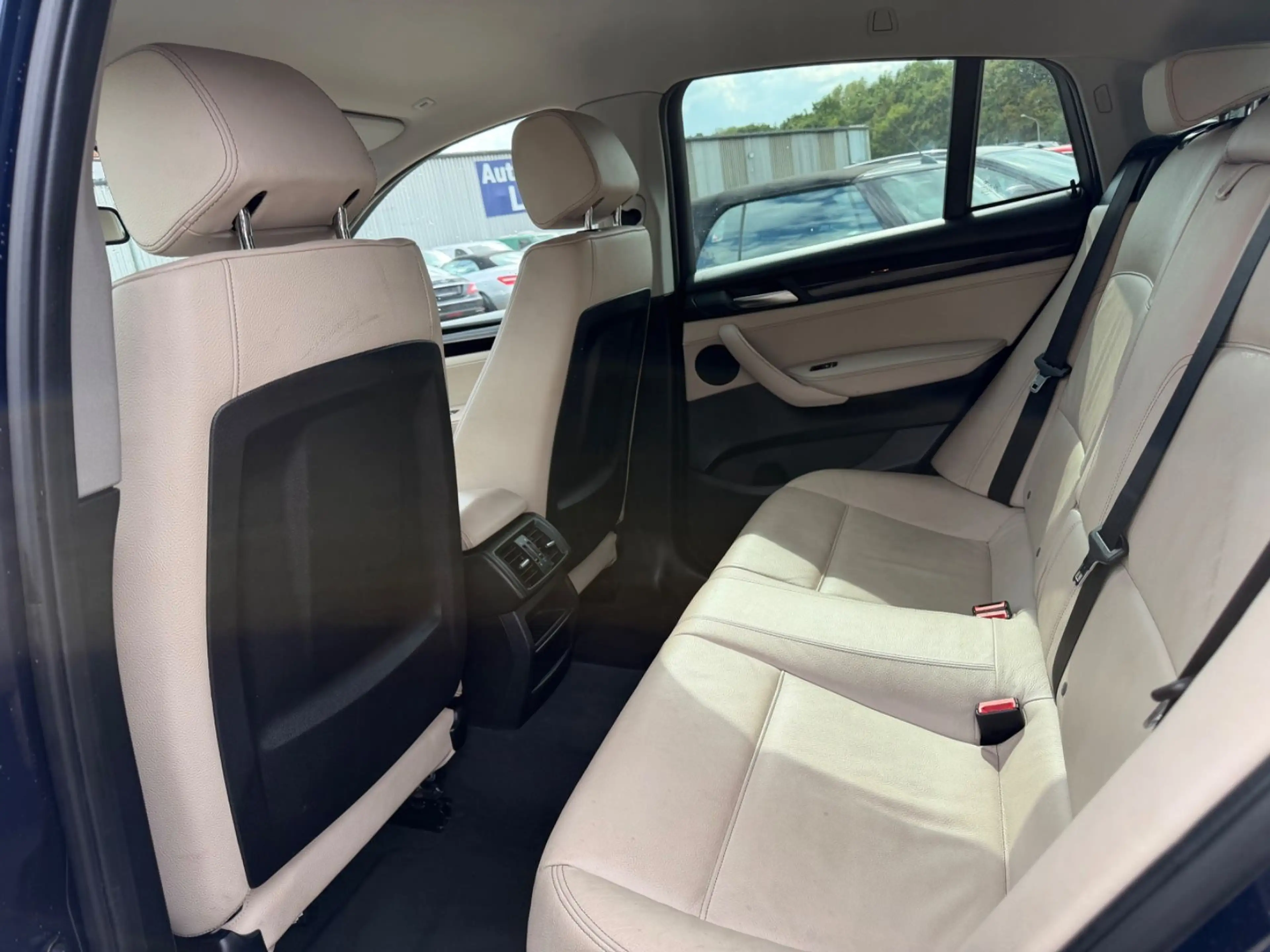BMW X4 xDrive 20 d/XENON/NAVI/TEMPOMAT/AHK — photo 13