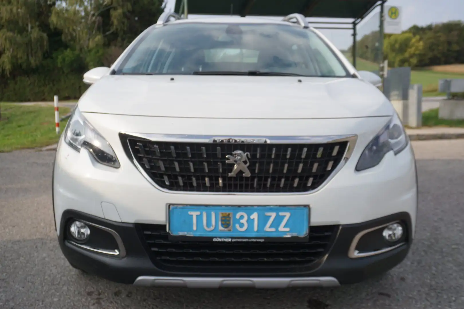 Peugeot 2008 1.2 PureTech 110 Allure Stop&Start (fl)(EURO Weiß - 1