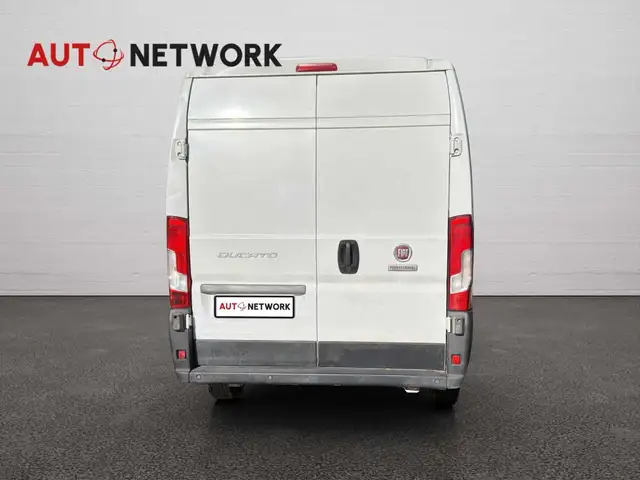 Fiat Ducato view 6
