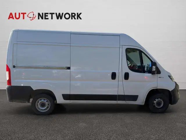 Fiat Ducato view 8