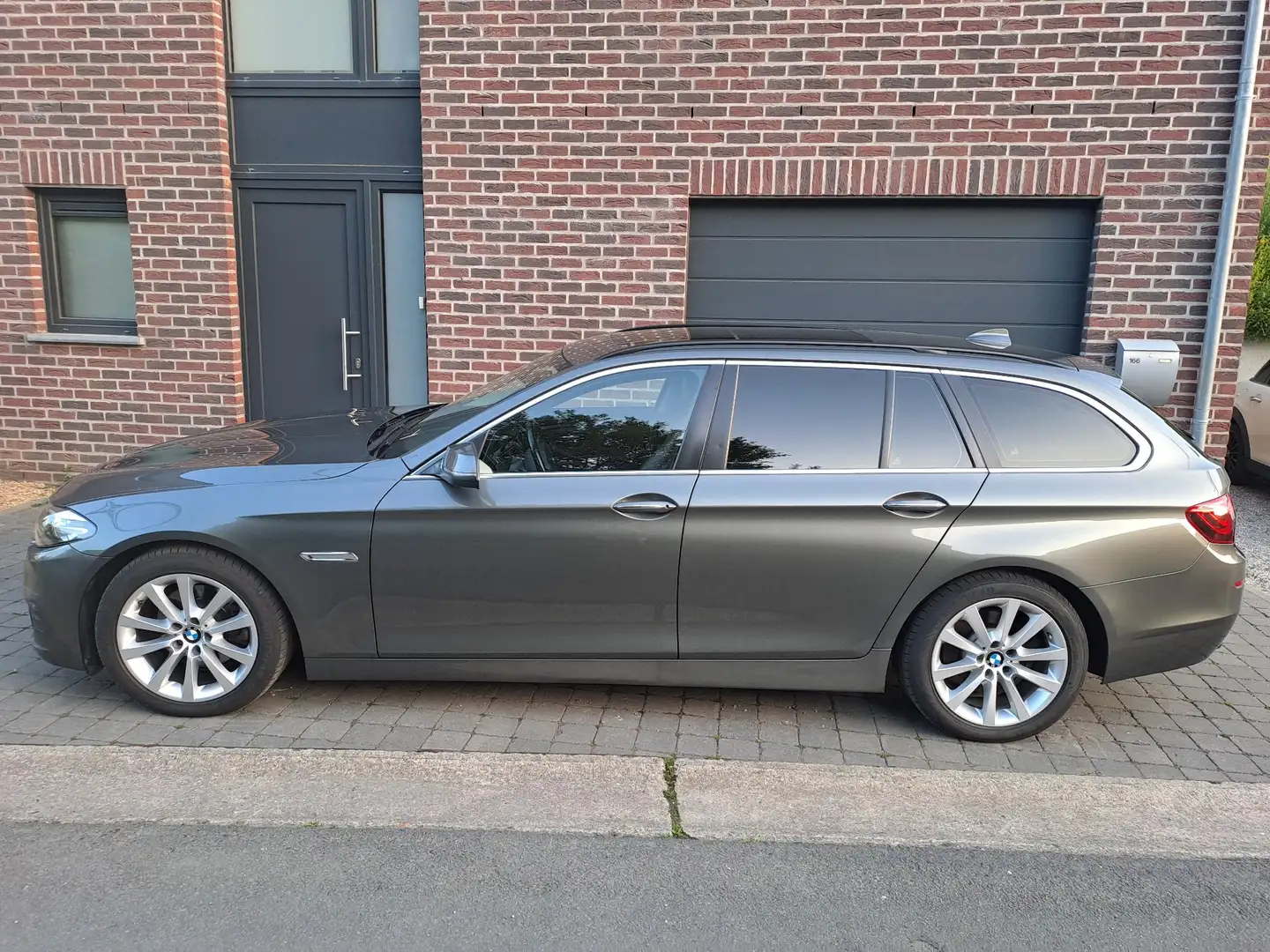 BMW 518 Touring dA - 2