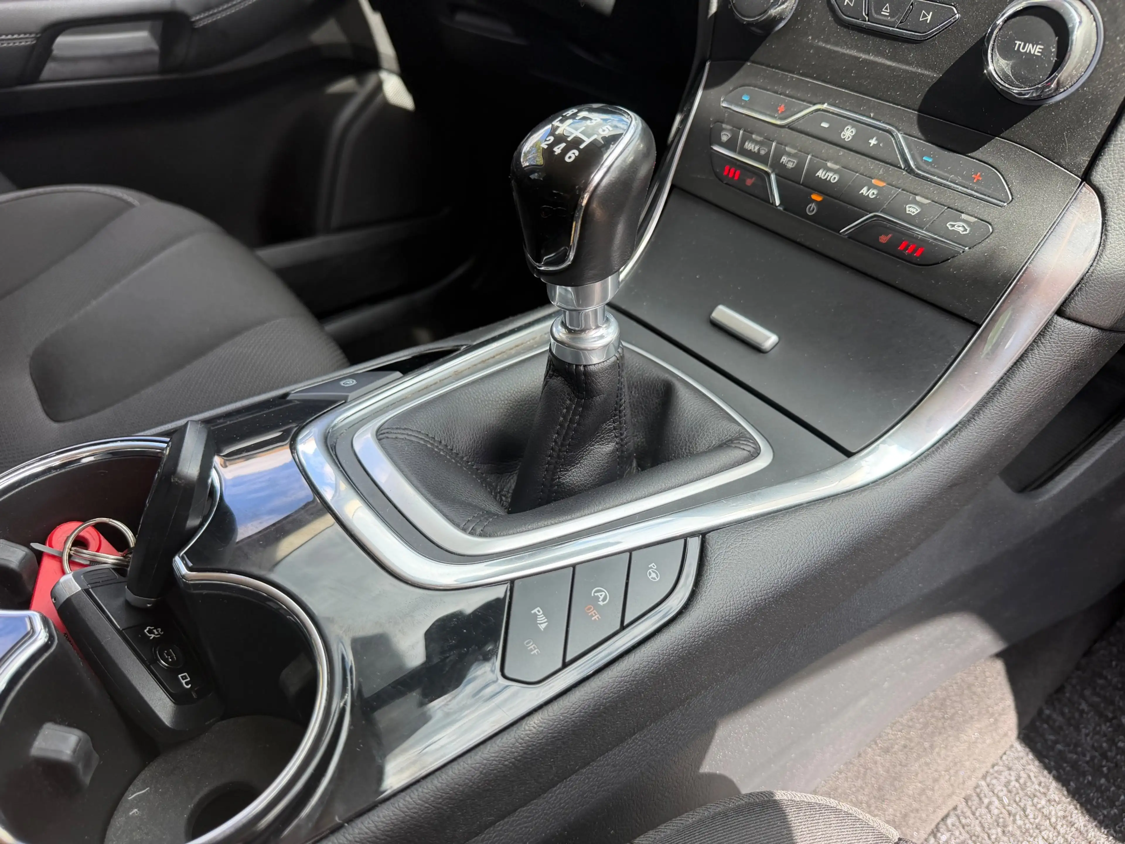 Ford S-Max 1.5 Titanium 7Pers|Xenon|Navi|Cruise|Camera|Carpla — photo 28