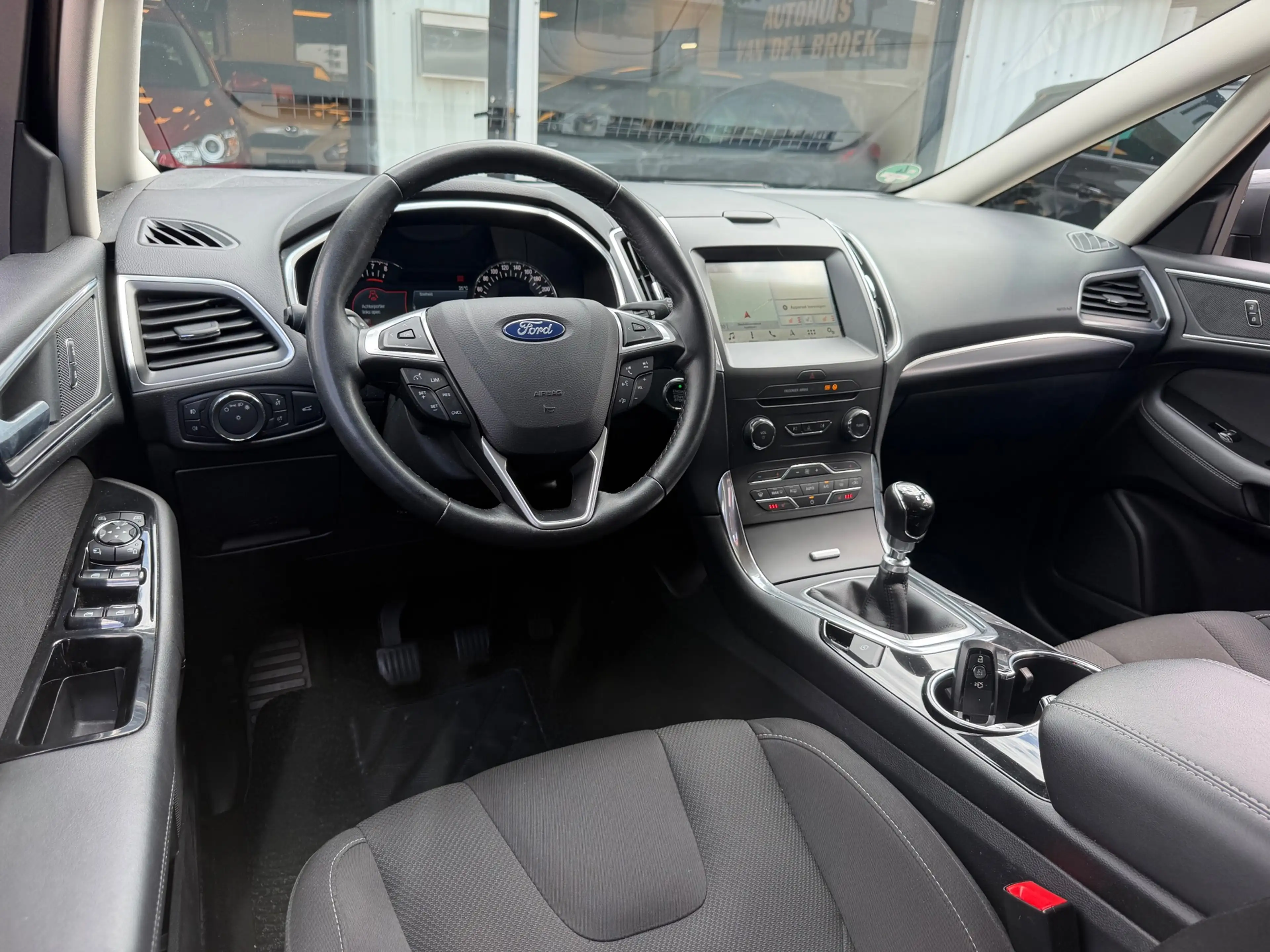 Ford S-Max 1.5 Titanium 7Pers|Xenon|Navi|Cruise|Camera|Carpla — photo 13
