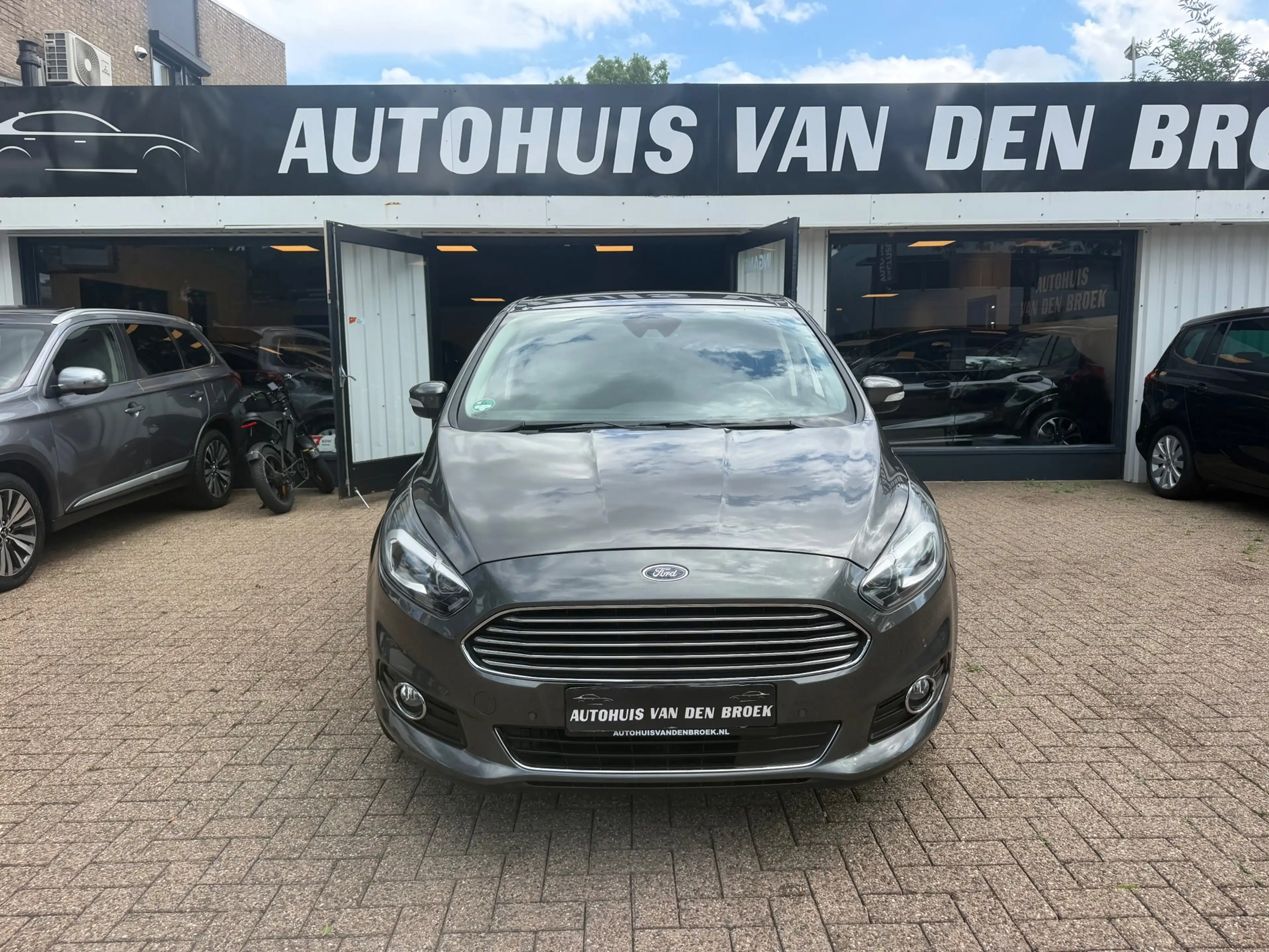 Ford S-Max 1.5 Titanium 7Pers|Xenon|Navi|Cruise|Camera|Carpla — photo 6