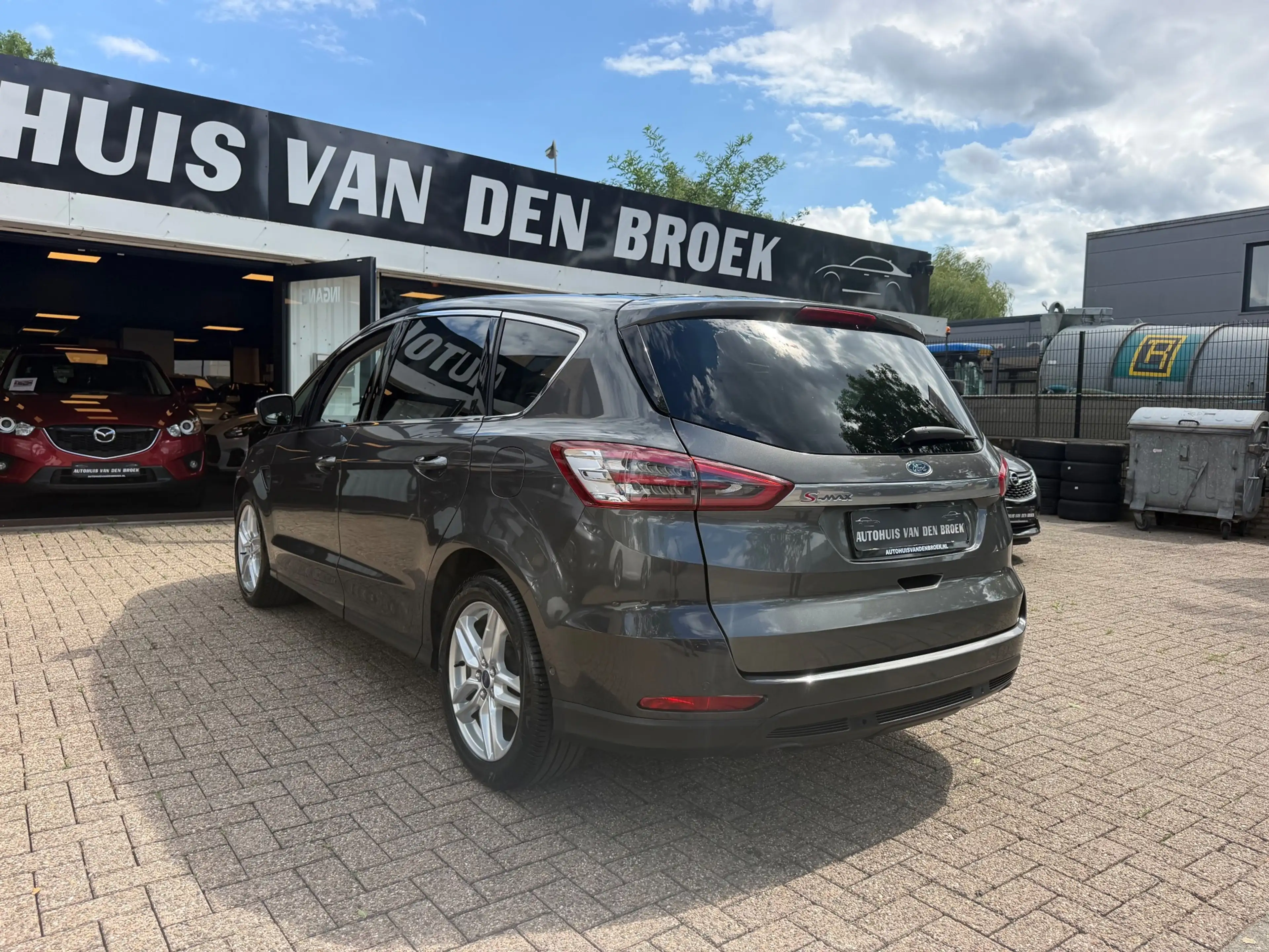 Ford S-Max 1.5 Titanium 7Pers|Xenon|Navi|Cruise|Camera|Carpla — photo 2