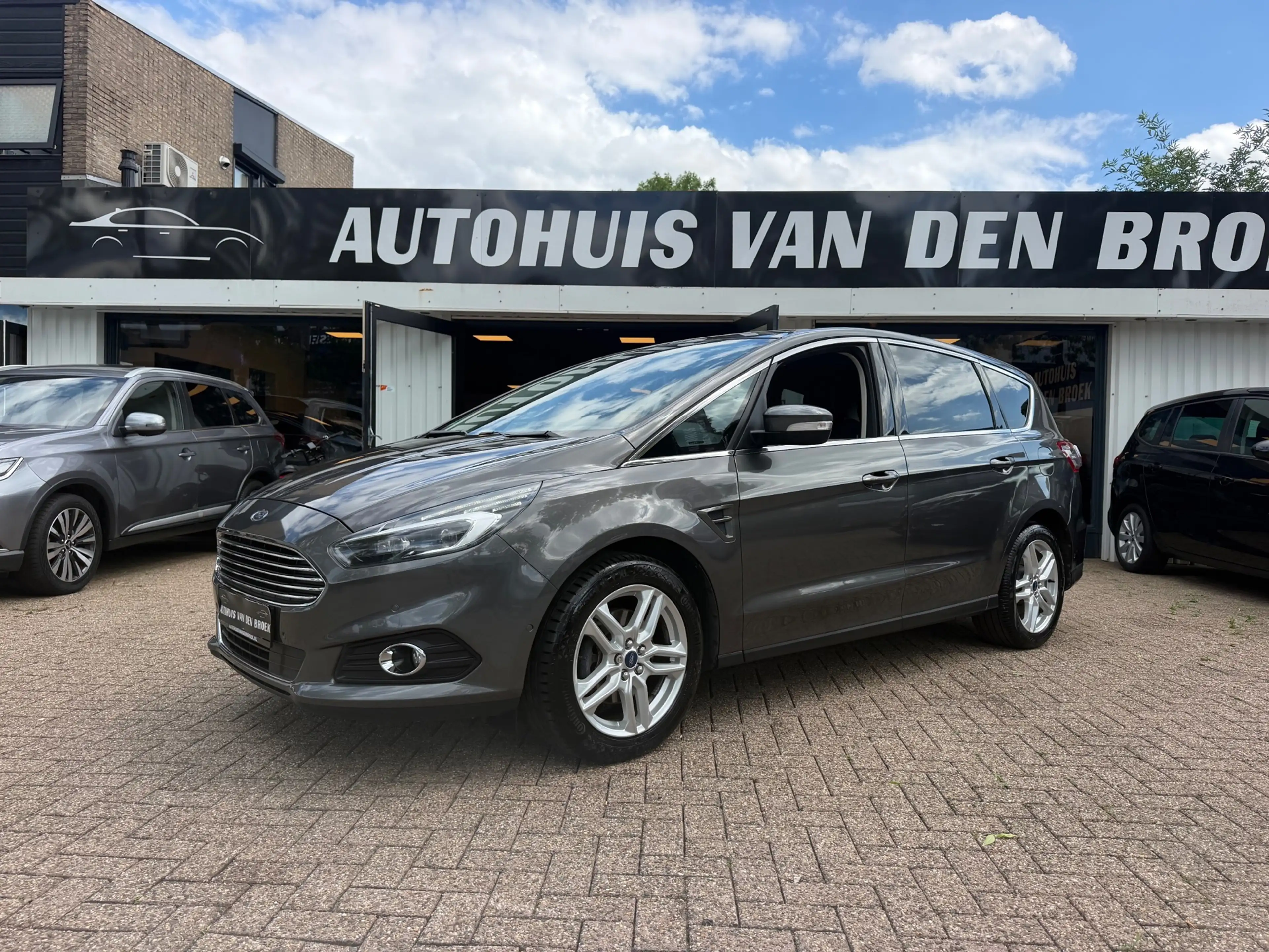 Ford S-Max 1.5 Titanium 7Pers|Xenon|Navi|Cruise|Camera|Carpla — photo 5