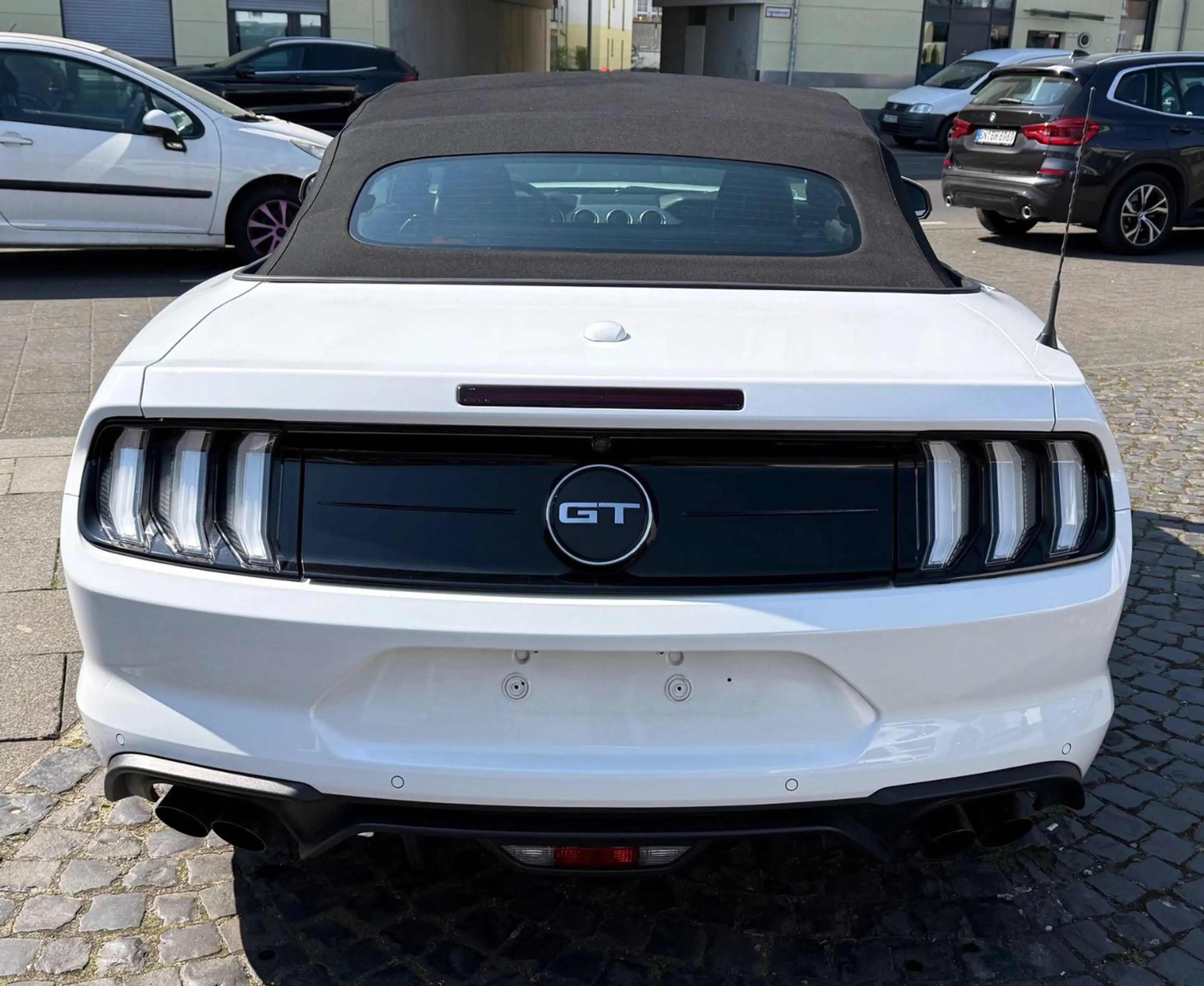 Ford Mustang MUSTANG 5.0 GT V8 CABRIO LEDER KAMERA LED DE.Fzg — photo 10