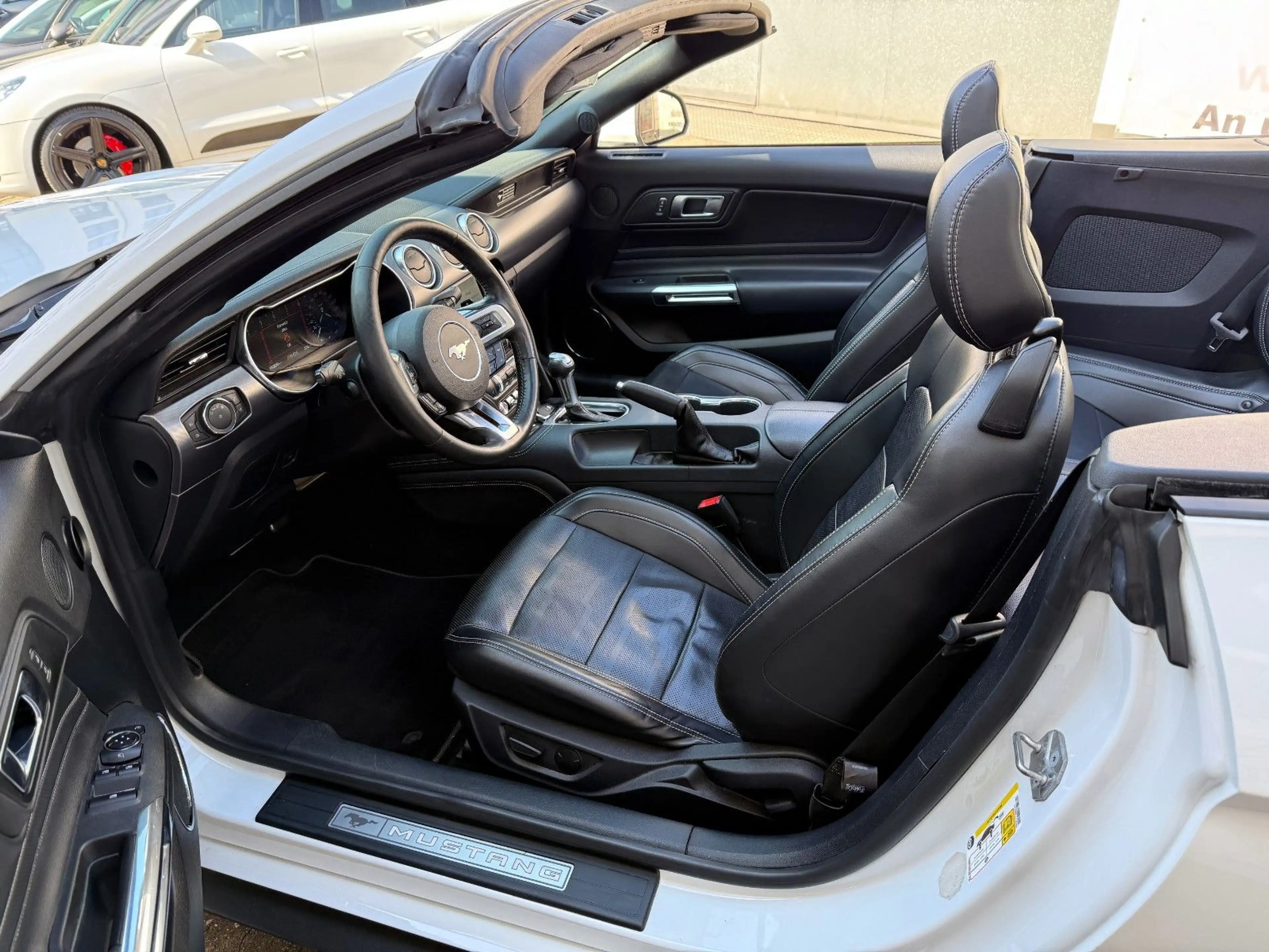 Ford Mustang MUSTANG 5.0 GT V8 CABRIO LEDER KAMERA LED DE.Fzg — photo 16