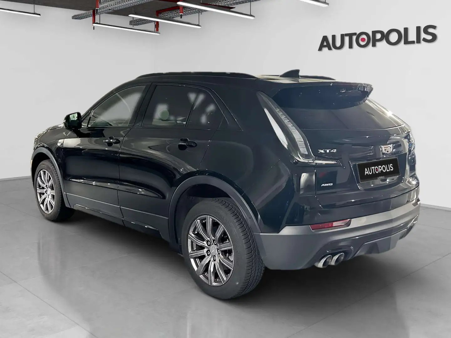 Cadillac XT4 2.0 SPORT 4WD Černá - 2