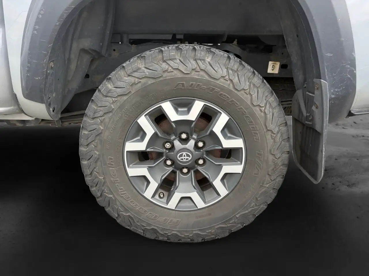 Toyota Tacoma снимка Toyota Tacoma
