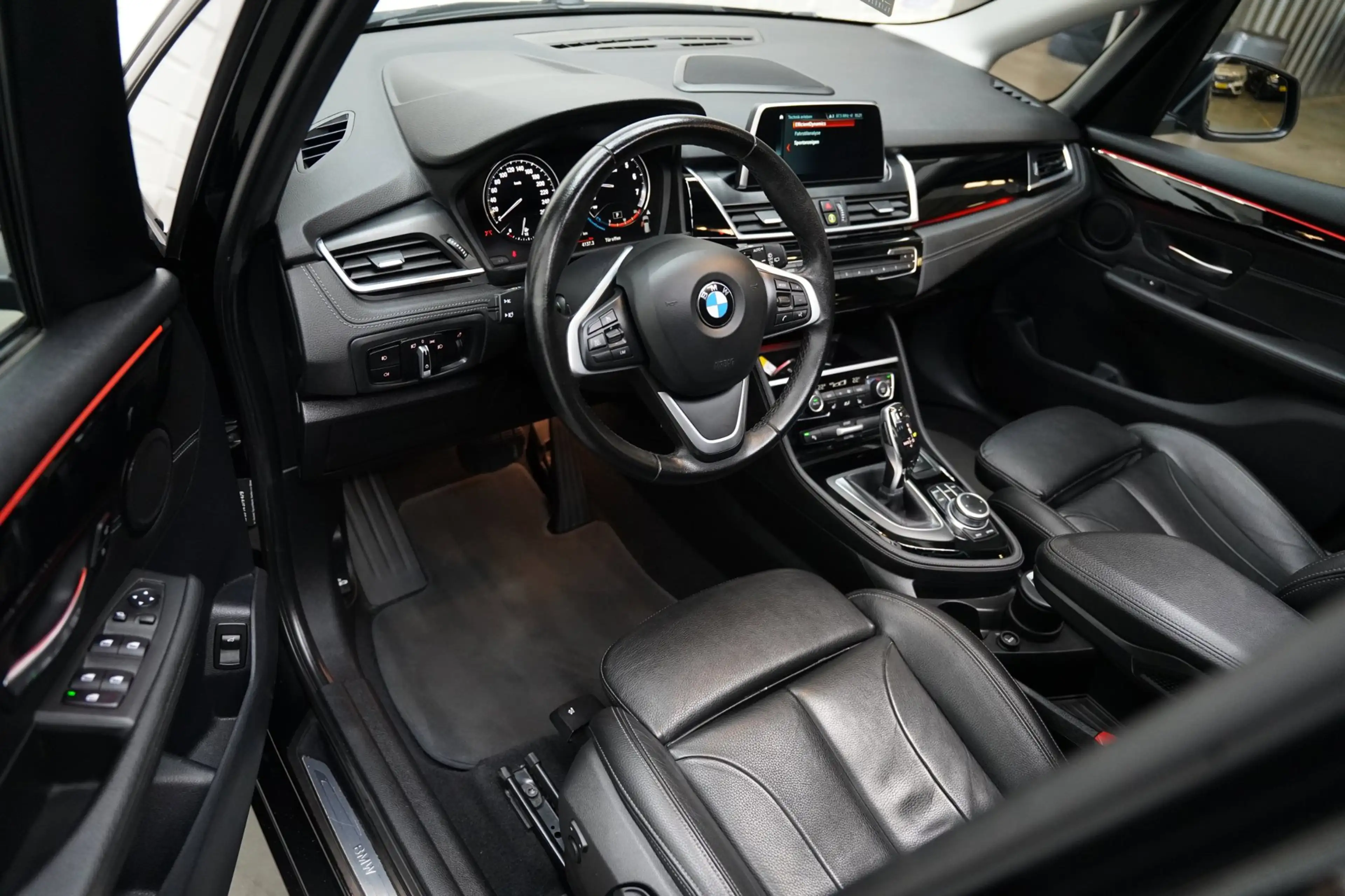 BMW 220 2-serie Active Tourer 220i High Executive PANO SFE — photo 11