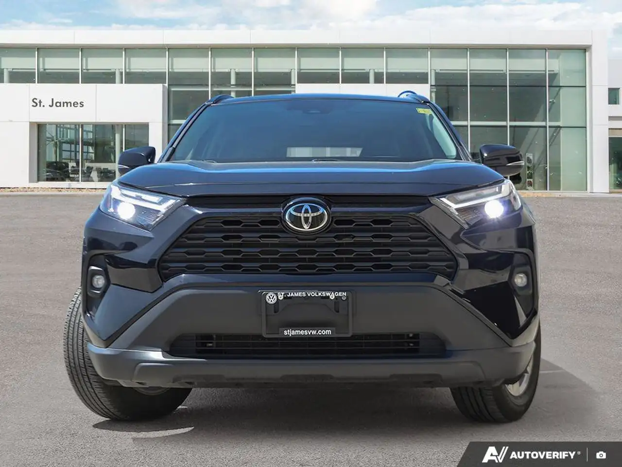 Toyota RAV 4 снимка Toyota RAV 4