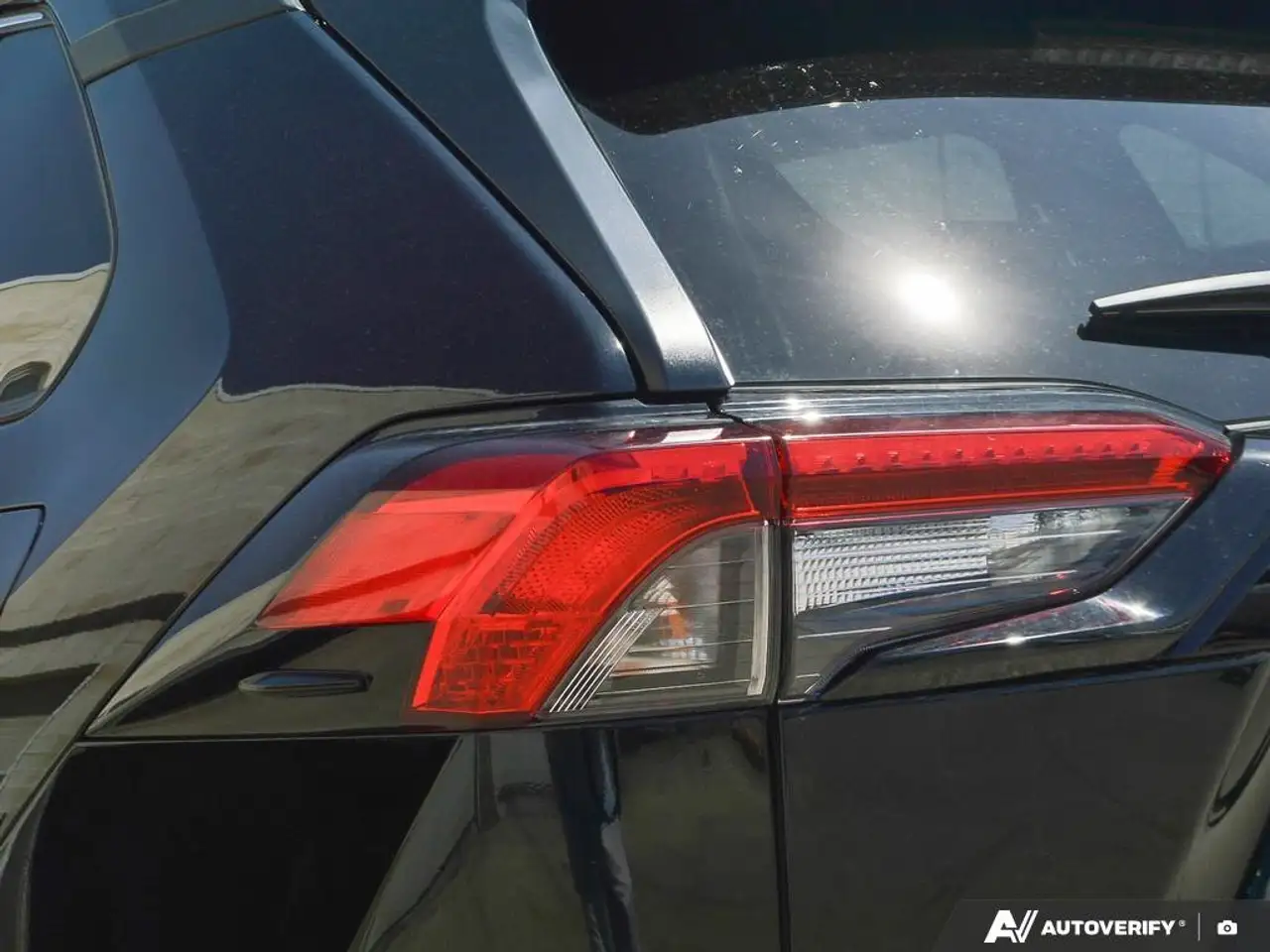 Toyota RAV 4 снимка Toyota RAV 4