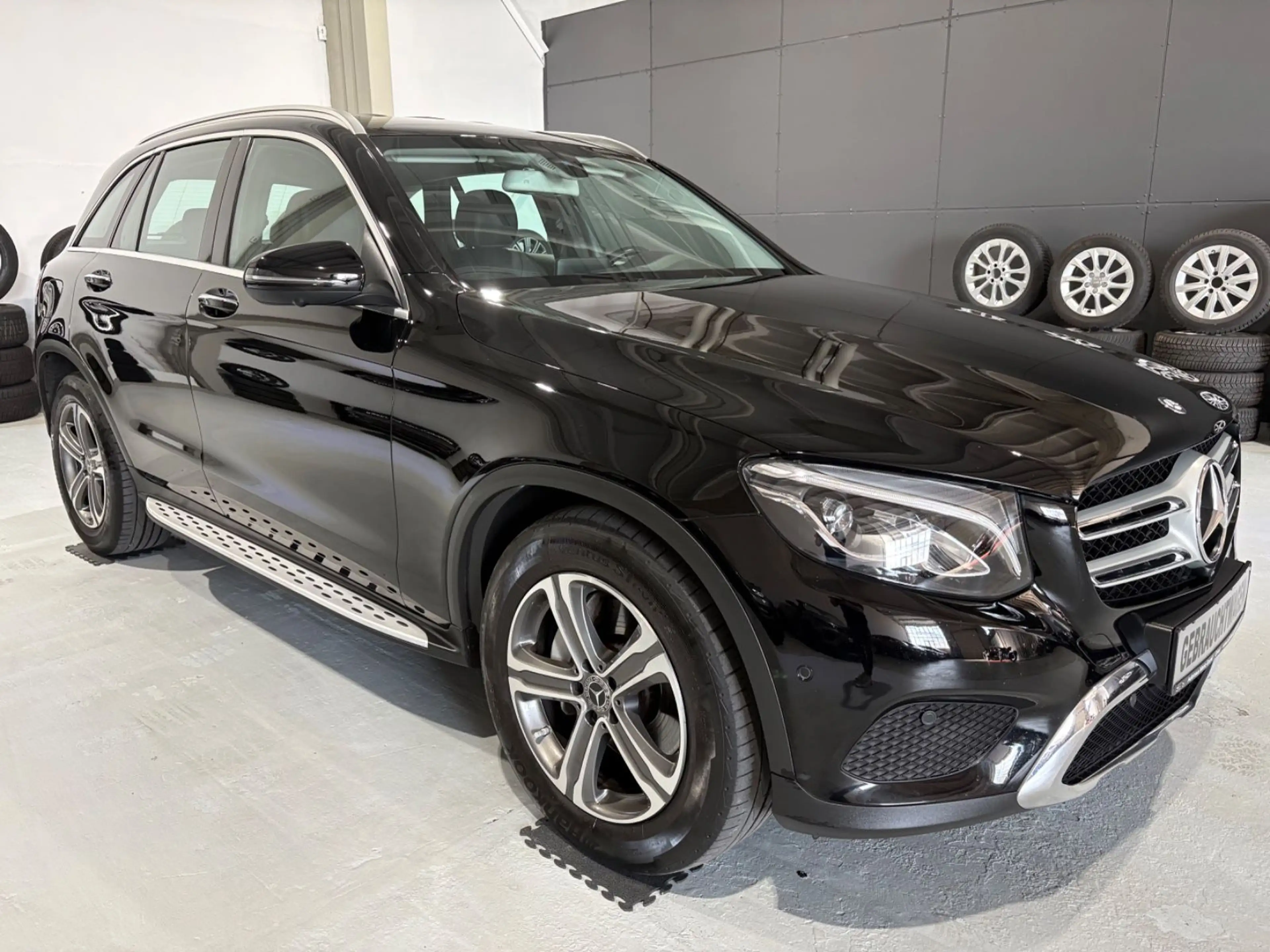 Mercedes-Benz GLC 220 d 4Matic*LED*Leder*AHK* — photo 3