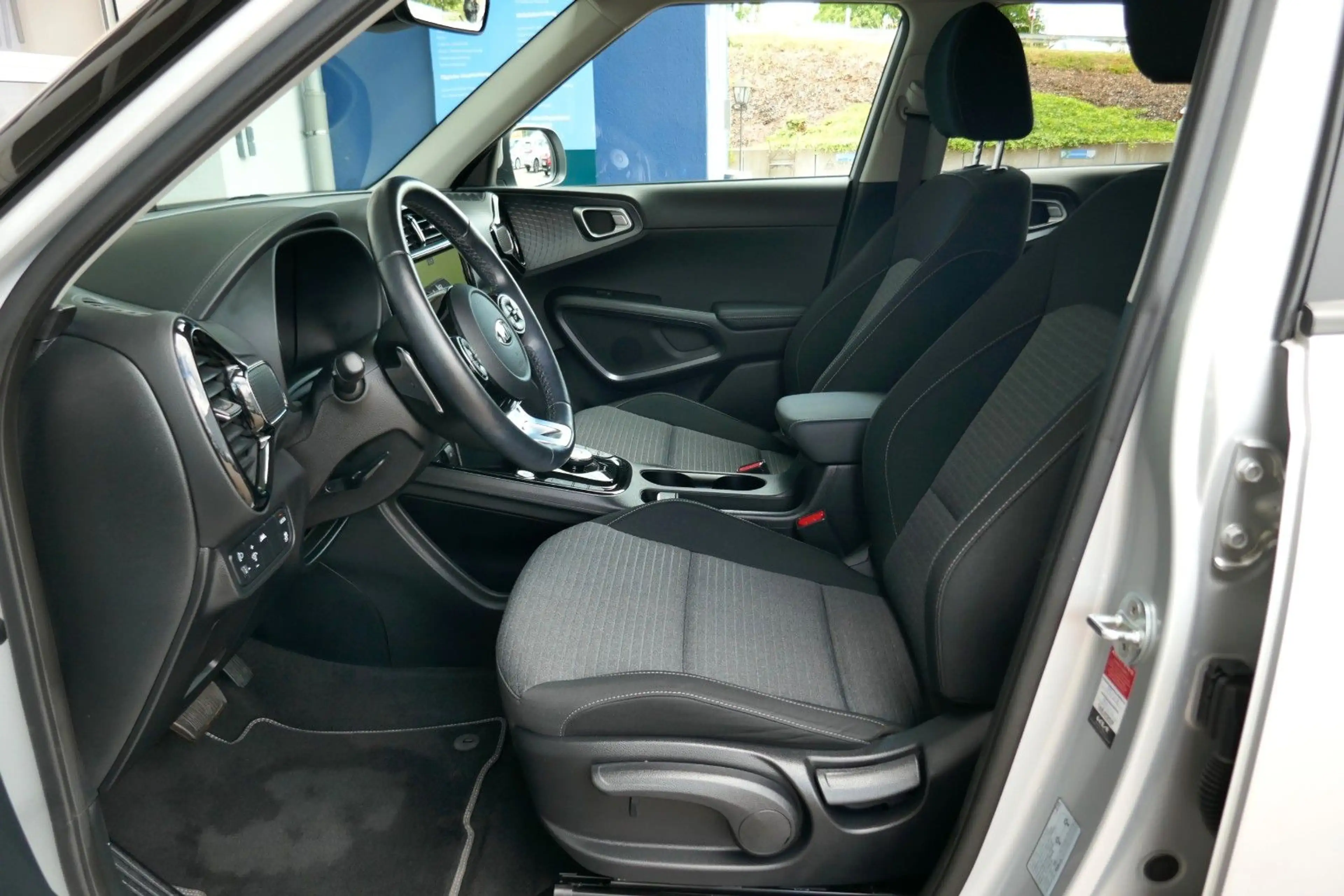 Kia Soul e-Soul 64KwH  SOH 100% 3 PHASEN WÄRMEPUMPE ACC — photo 5