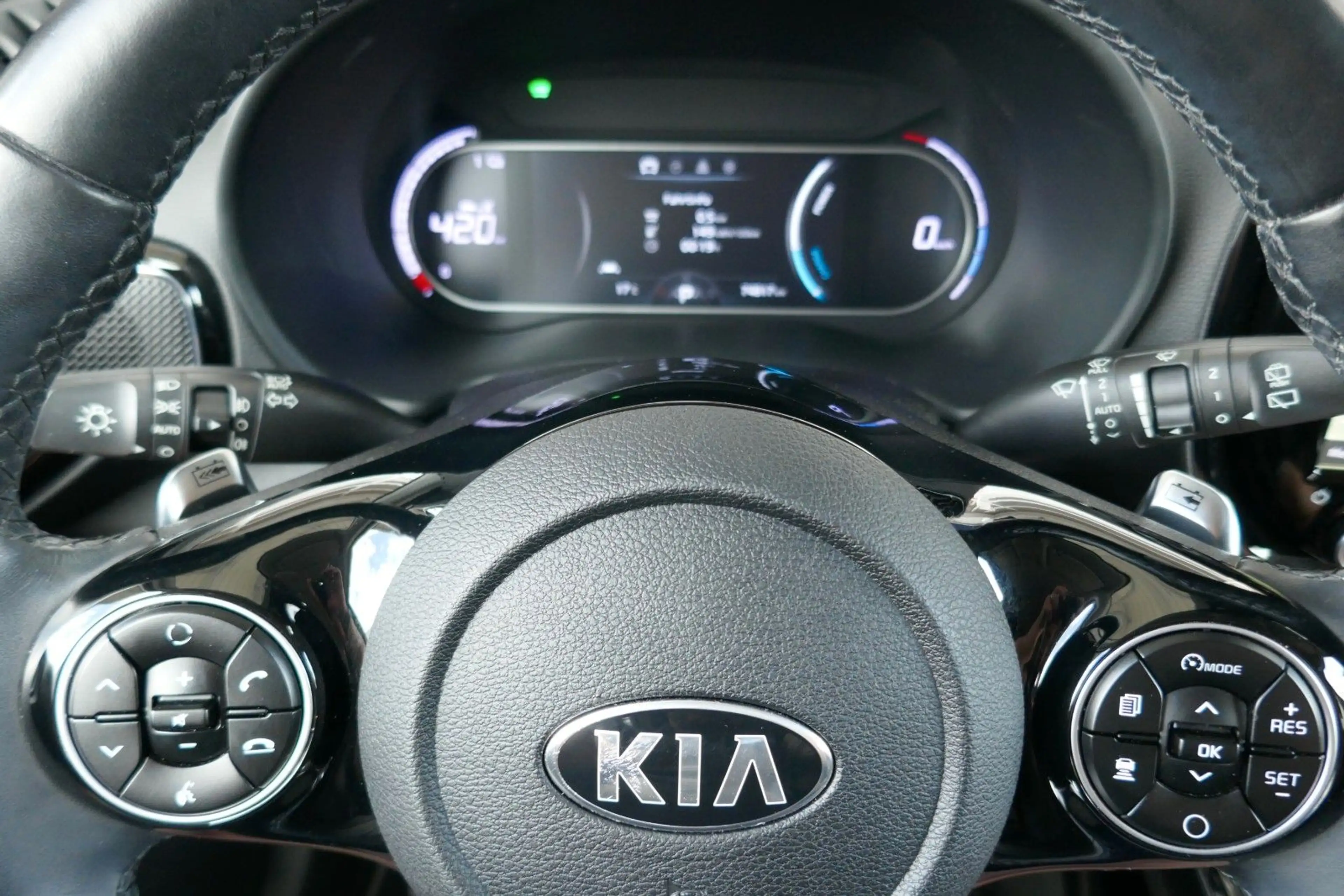 Kia Soul e-Soul 64KwH  SOH 100% 3 PHASEN WÄRMEPUMPE ACC — photo 8