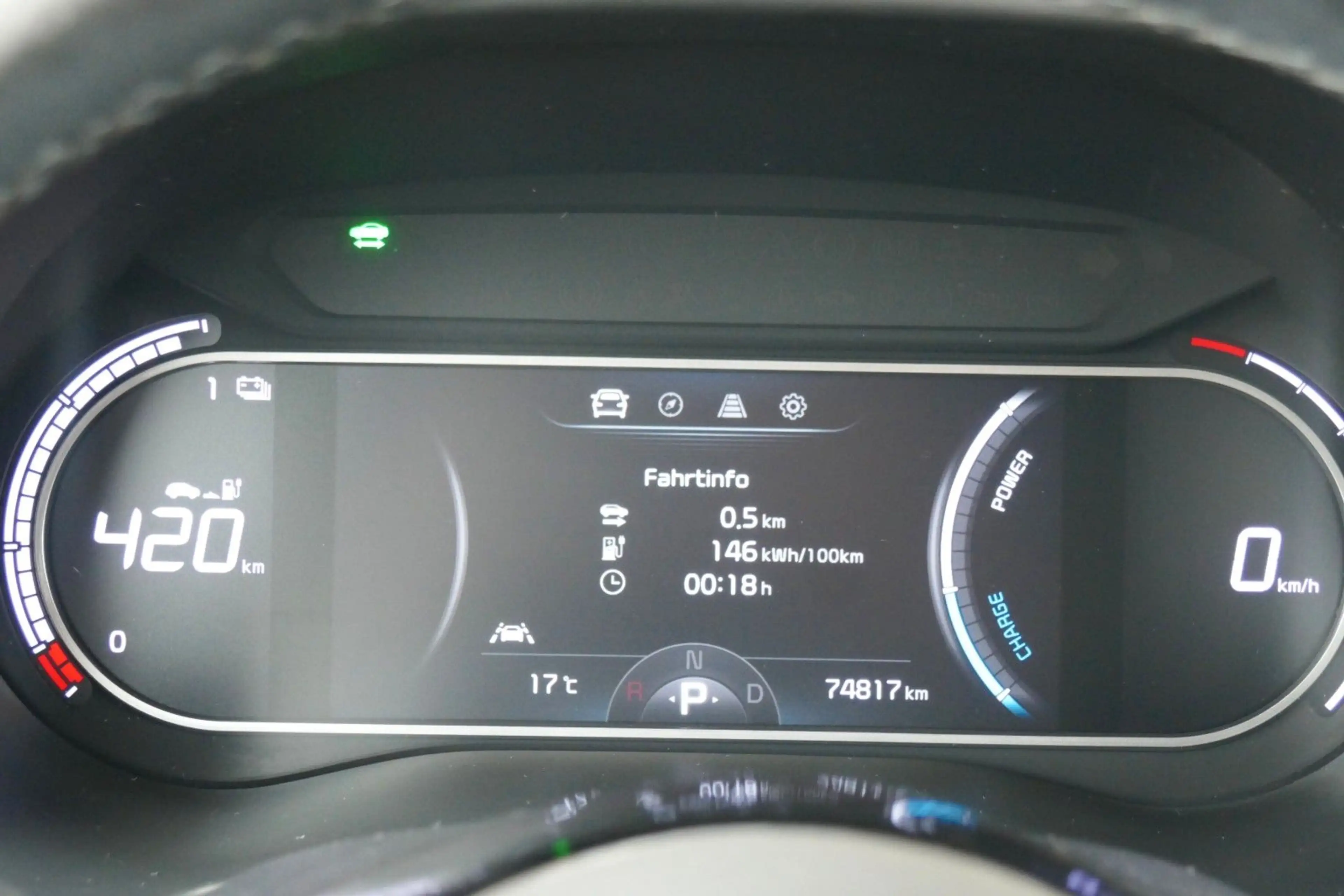 Kia Soul e-Soul 64KwH  SOH 100% 3 PHASEN WÄRMEPUMPE ACC — photo 9