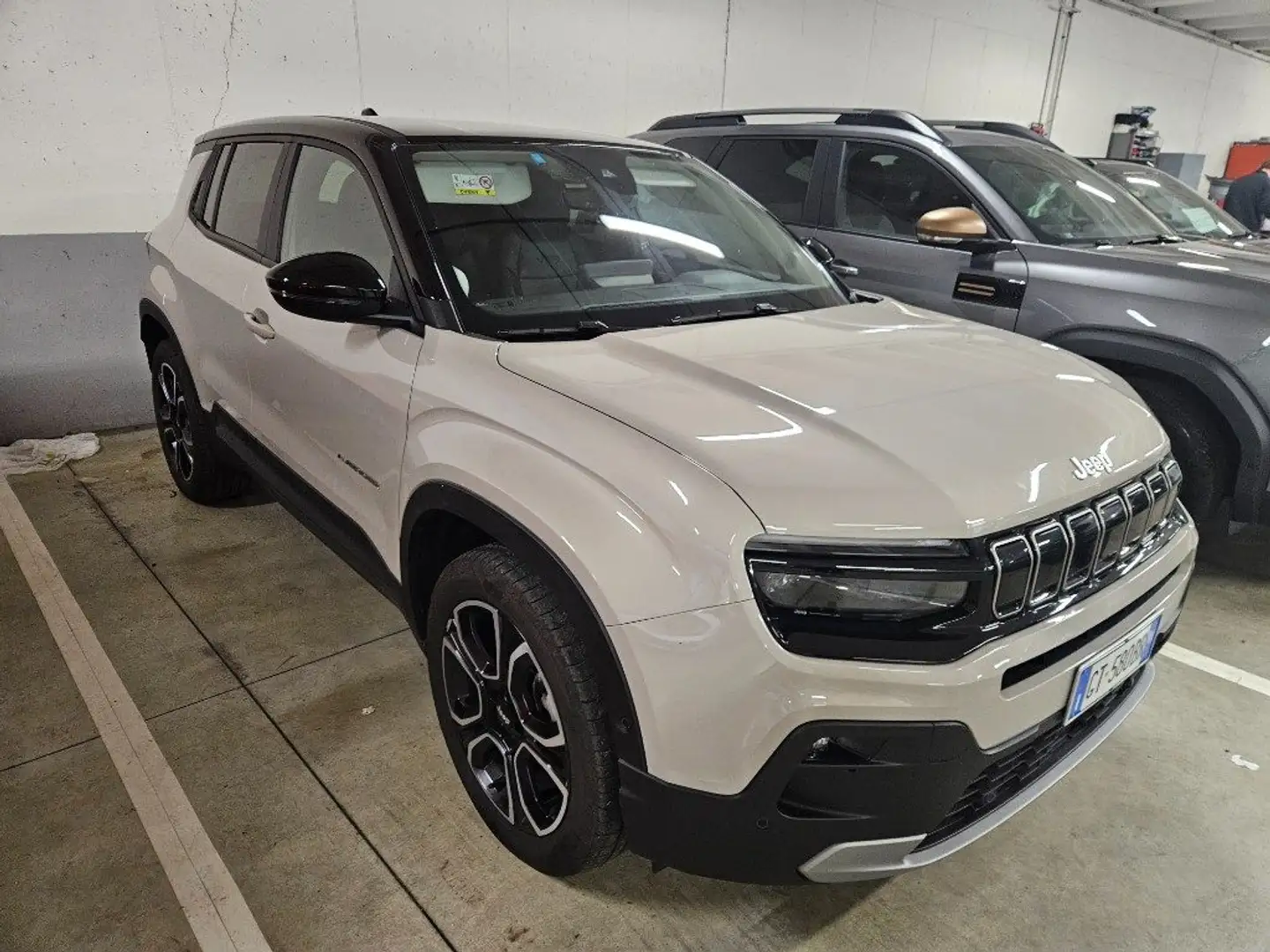 Jeep Avenger 1.2 Turbo 100 CV Summit Beige - 1