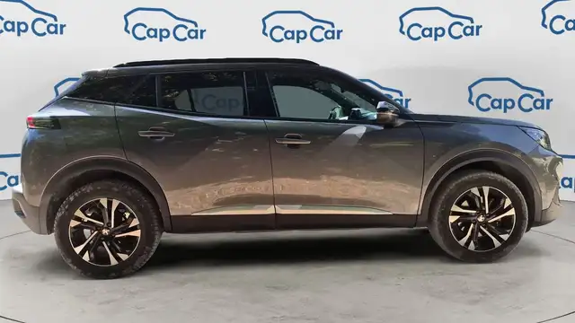 Peugeot 2008 view 4