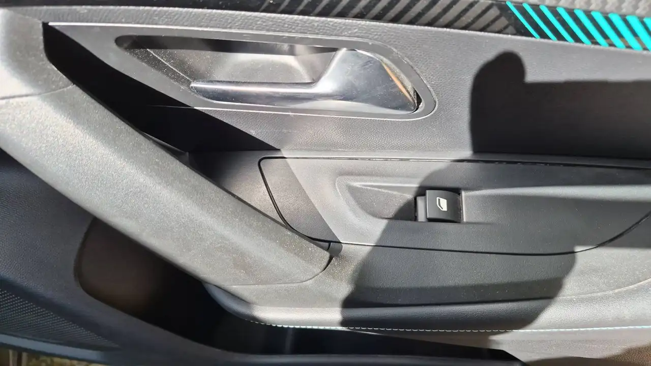 Peugeot 2008 2008 — photo 28