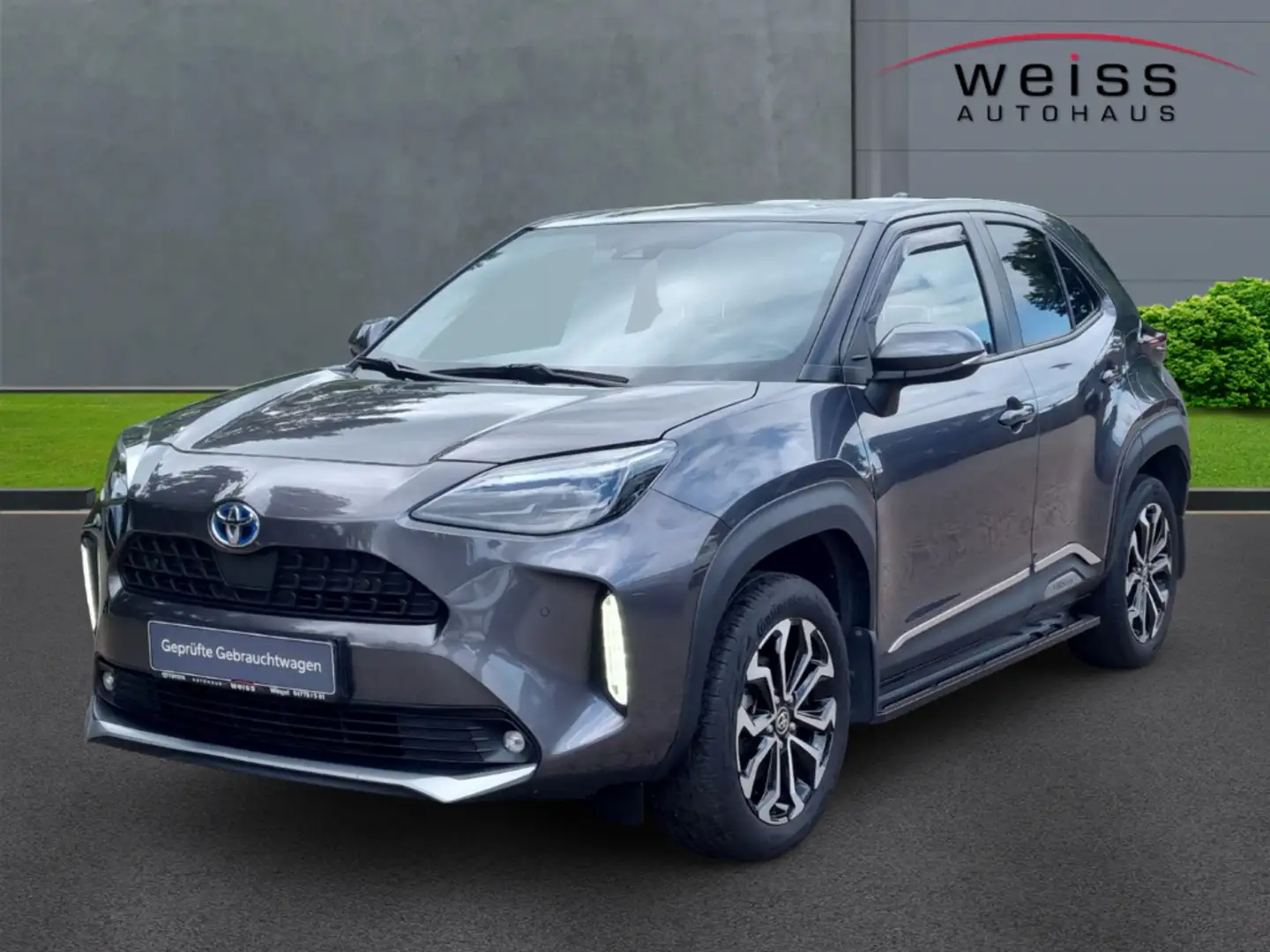 Toyota Yaris Cross Hybrid Team D StandHZG AHK-abnehmbar Navi Kamera L Szary - 1