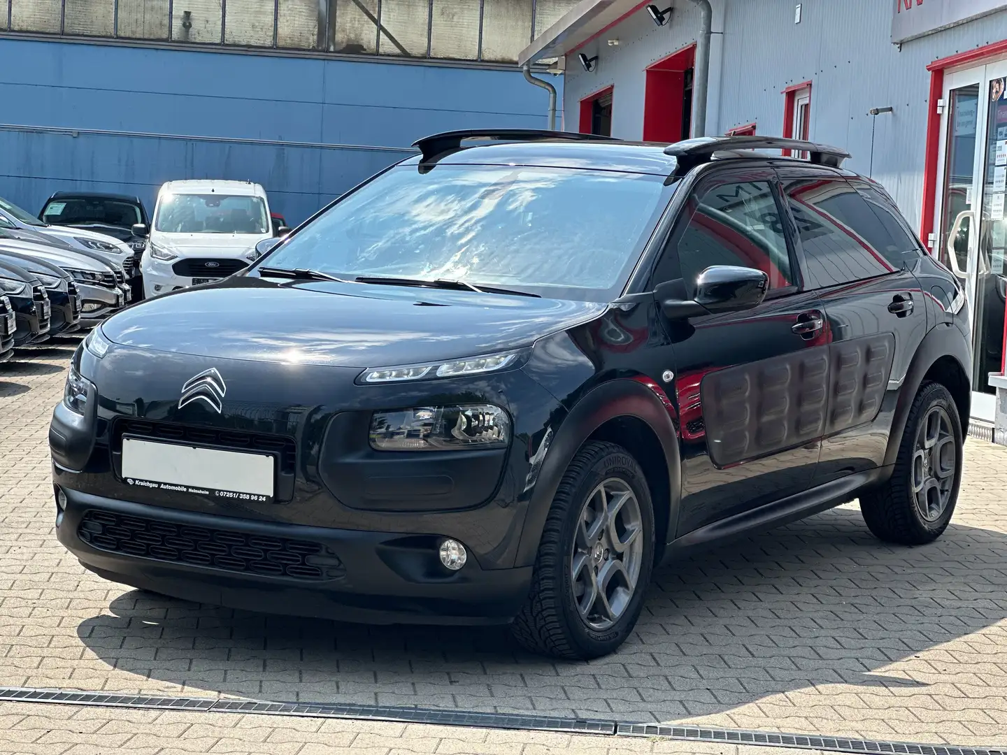 Citroen C4 Cactus 1.2*Automatik*TüVneu*Panorama*Kamera*Klimaauto Schwarz - 1