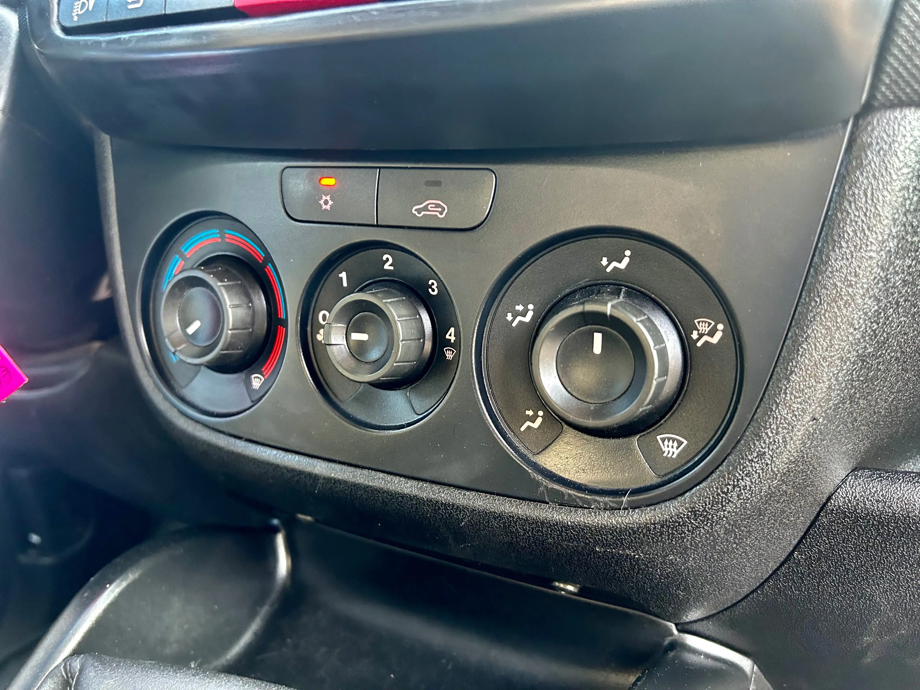 Opel Combo 1.3 CDTi*0492*24*96*14*AIRCO*ATTACHE REMORQUE*PDC*PORTE COULISSANTE* — photo 14