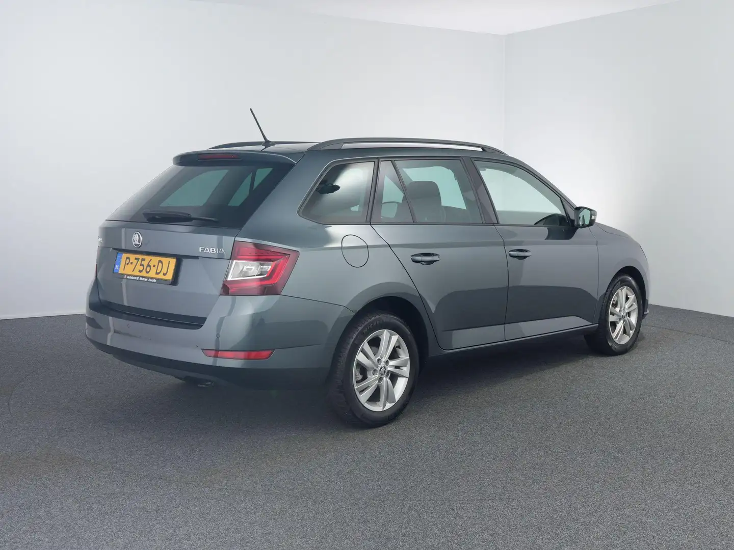 Skoda Fabia Combi 1.0 TSI Style | 110PK | Camera | Carplay | C Grijs - 2