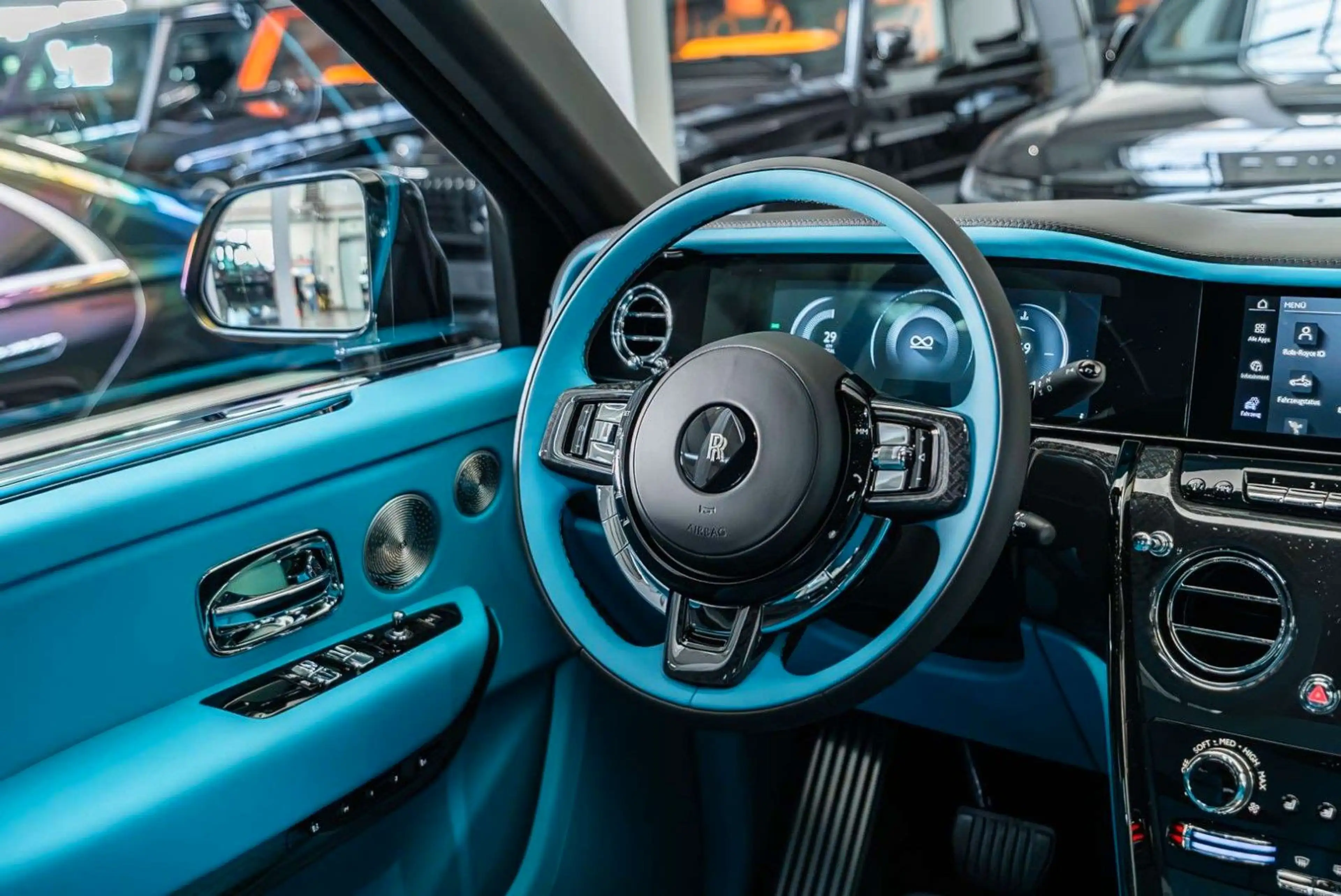 Rolls-Royce Cullinan Black Badge / 4 Seats /  MY 2027 !!! — photo 11