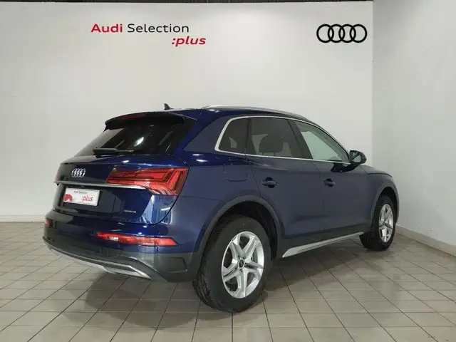 Audi Q5 view 4