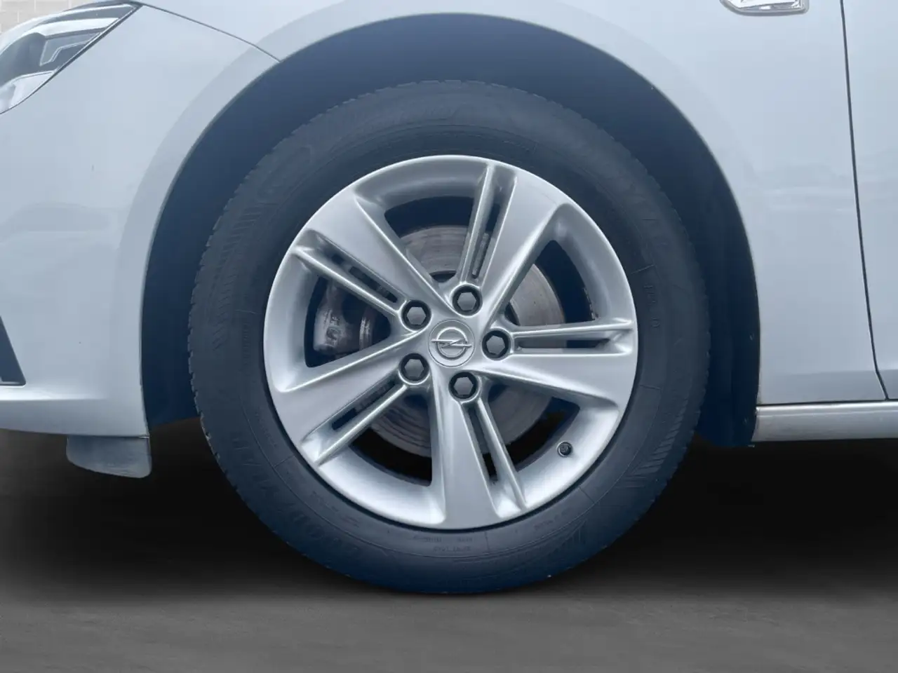 Opel Insignia ST Eleg. 2.0 +Navi Kamera SHZ Allwetter LED Intell 8