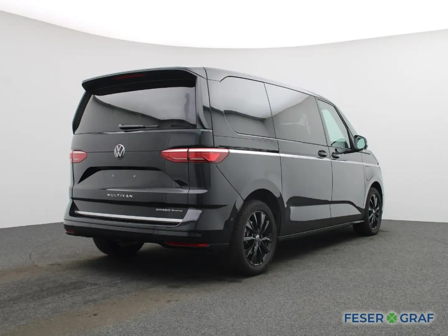 Volkswagen T7 Multivan Style eHybrid 4MOTION ACC AHK Schwarz - 2
