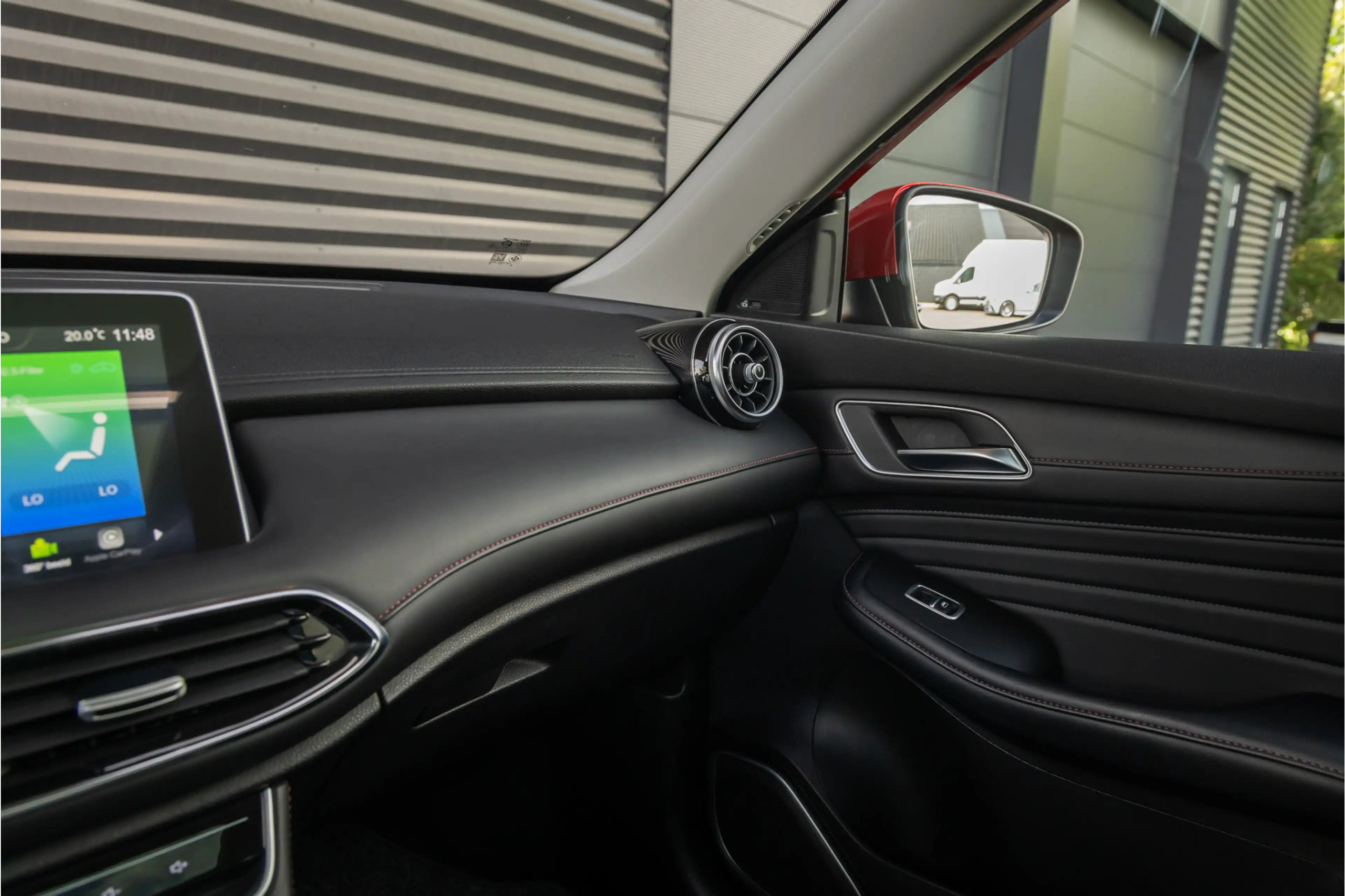 MG EHS 1.5 TGDI Luxury Pano- Carplay - Trekhaak — photo 12