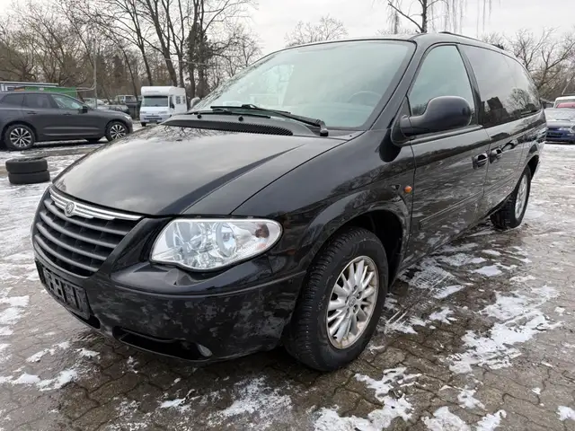 Chrysler Grand Voyager Limited 2.8 CRD Autom.
