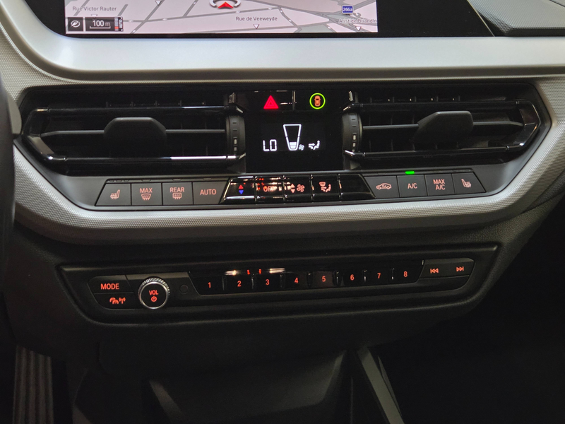 BMW 116 dA - CUIR - LED - CAMERA - Garantie — photo 13