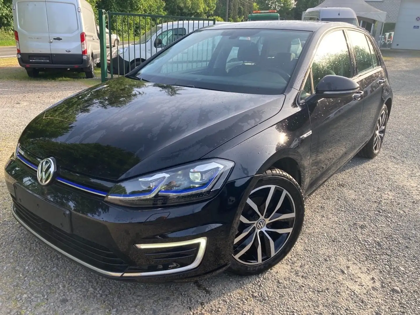 Volkswagen e-Golf 19.793+TVA/BTW 35,8kw/h 100kw PackLuxe Cuir-Leder Noir - 1