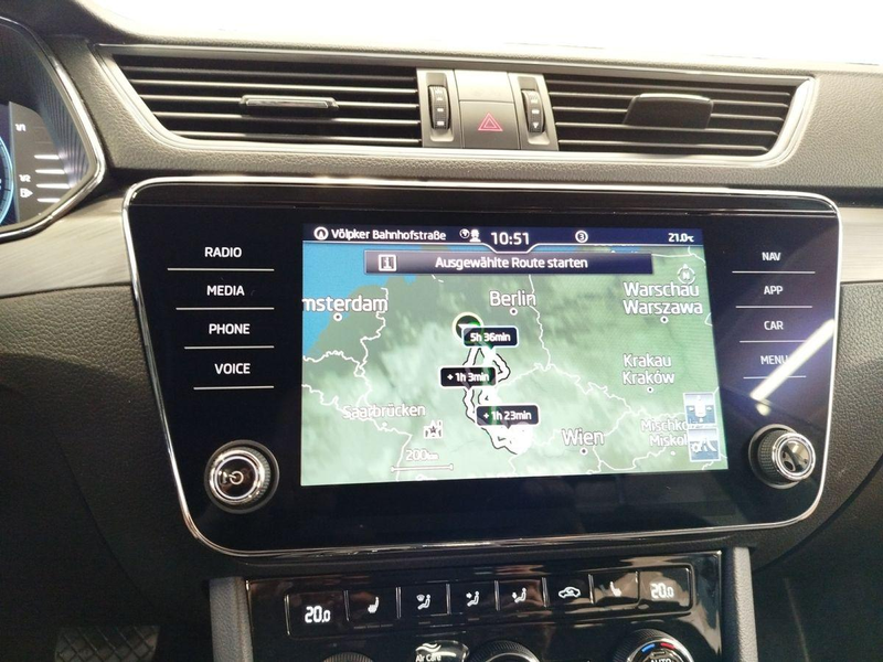 Skoda Superb Style 2.0 TDI *DSG*ACC*NAVI*KAMERA*LANE*LED* — photo 11