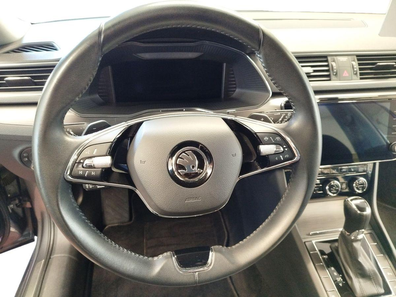 Skoda Superb Style 2.0 TDI *DSG*ACC*NAVI*KAMERA*LANE*LED* — photo 7