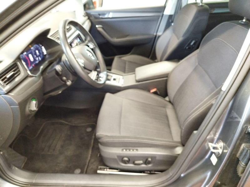 Skoda Superb Style 2.0 TDI *DSG*ACC*NAVI*KAMERA*LANE*LED* — photo 6