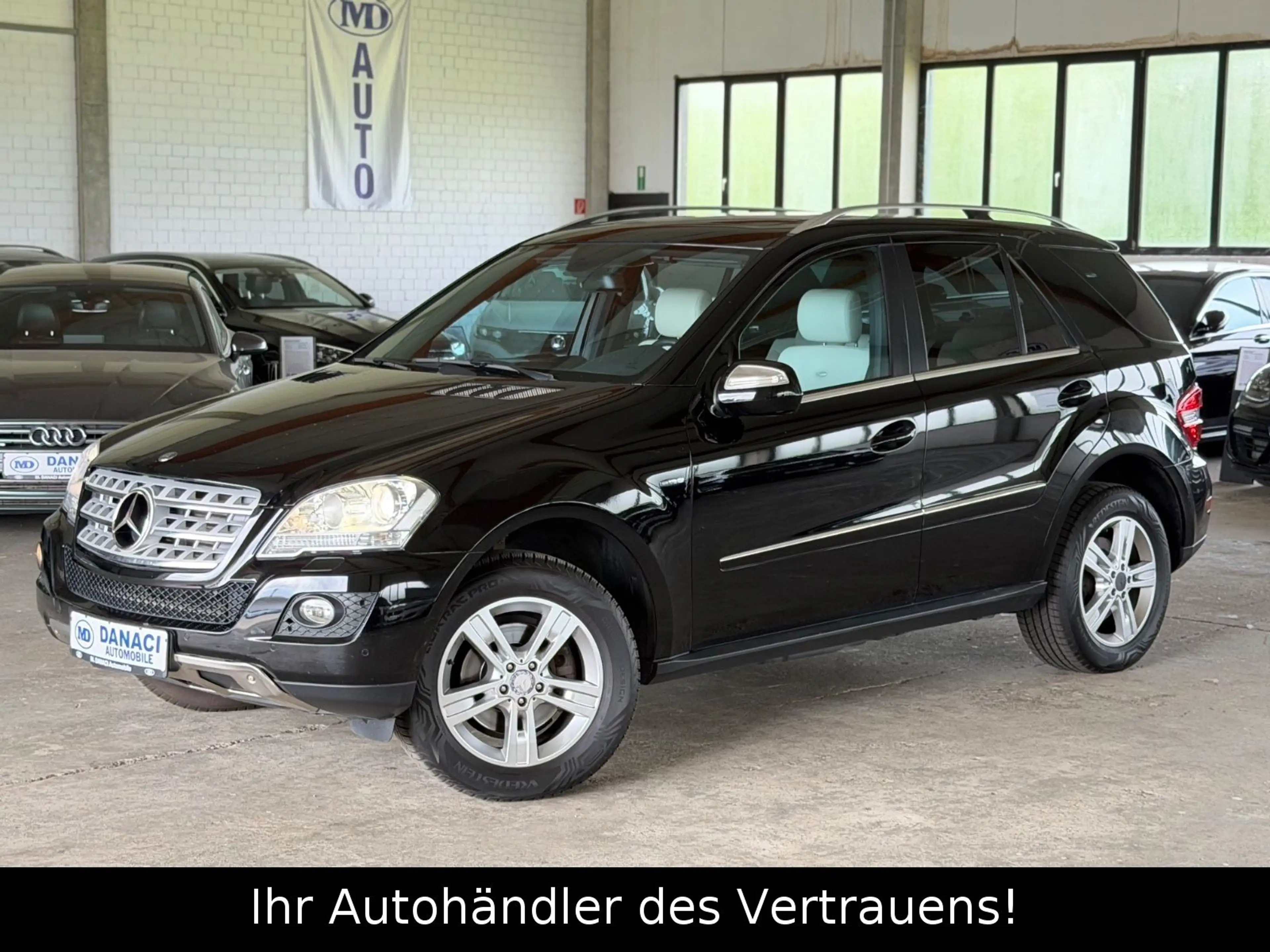 Mercedes-Benz ML 350 CDI BlueTec 4MTC DESIGNO-AHK-NAVI-H&K — photo 3