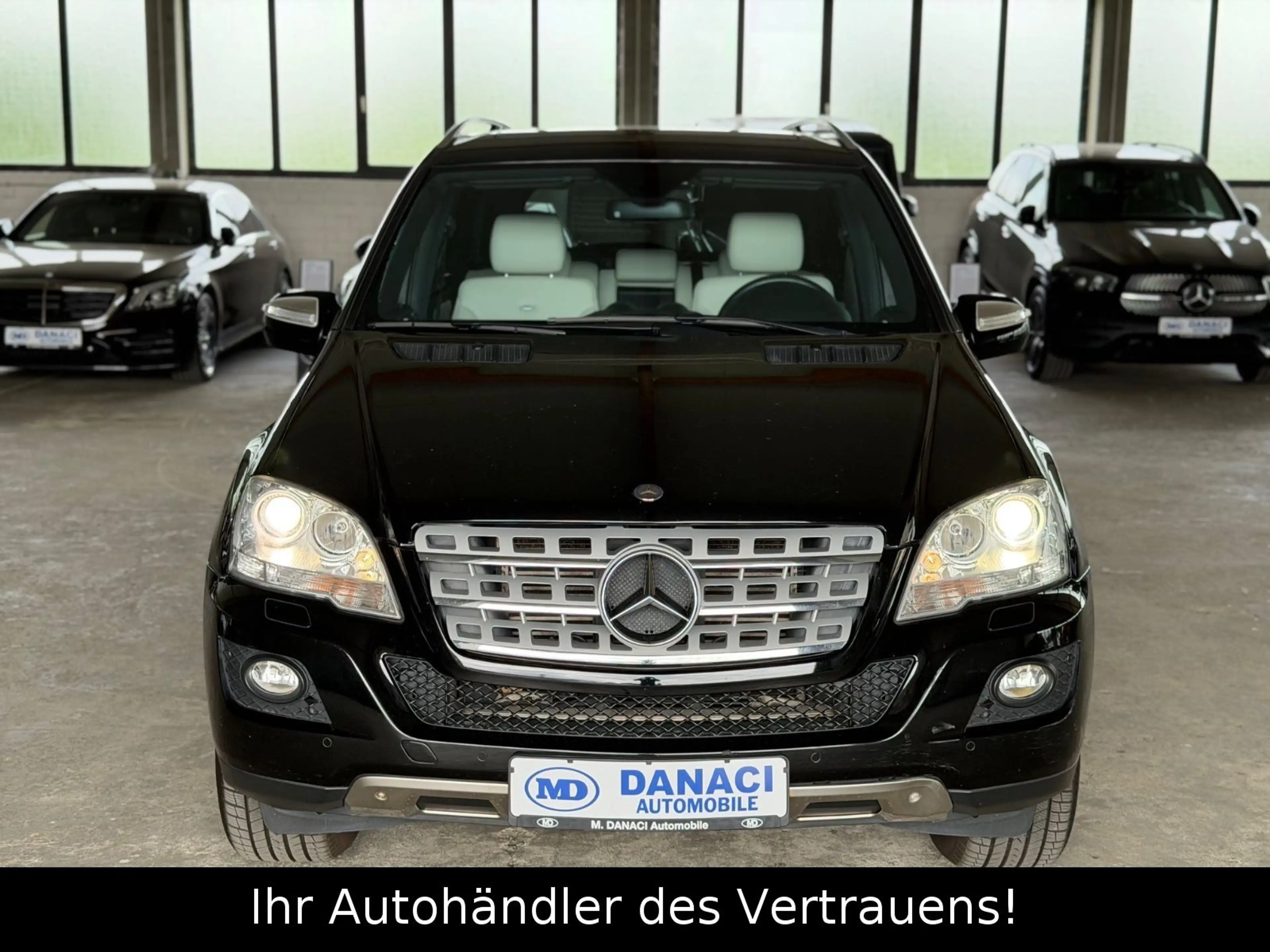 Mercedes-Benz ML 350 CDI BlueTec 4MTC DESIGNO-AHK-NAVI-H&K — photo 2