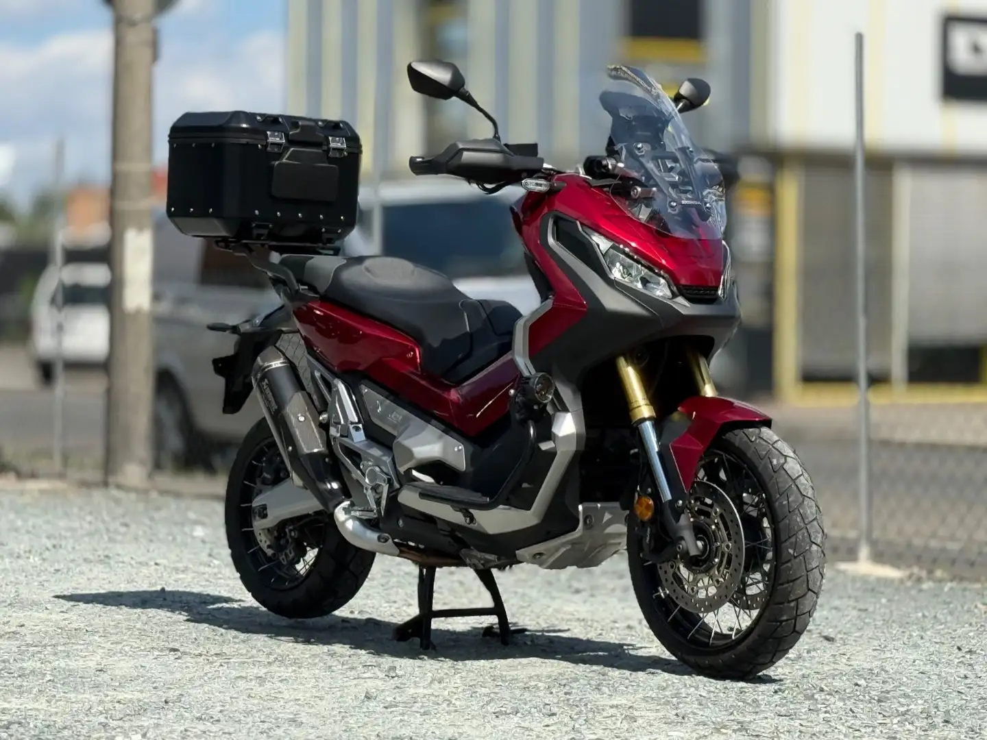 Honda X-ADV 750 AKRAPOVIC GIVI KEYLESS GRIFF Hz. Rot - 1
