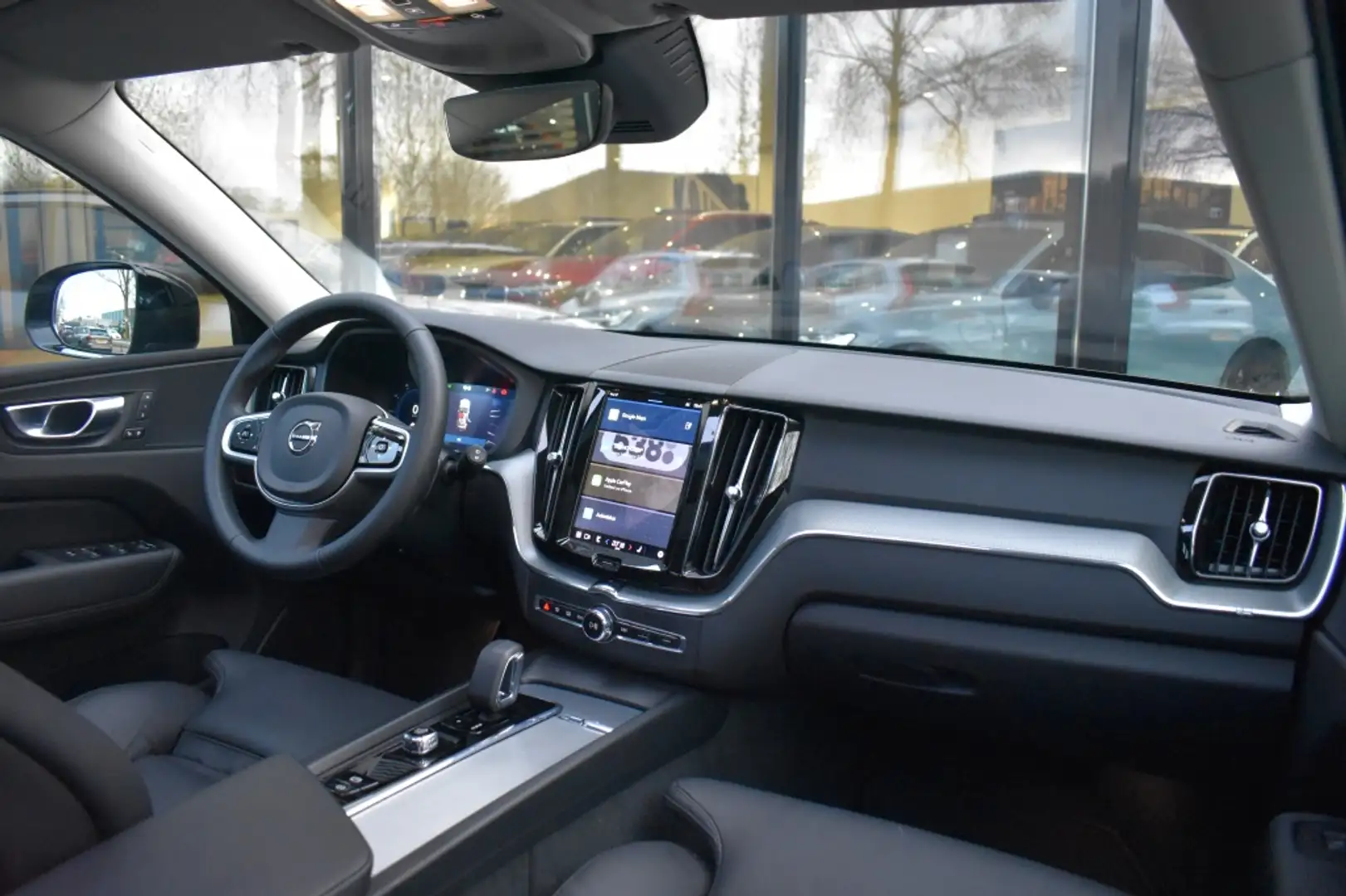 Volvo XC60 T6 350pk AWD Plus Dark | Climate | Trekhaak | Lede Gris - 2