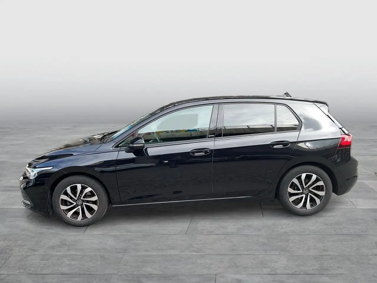 Volkswagen Golf 2.0 TDI DSG Active Navi LED AHK Pano 4