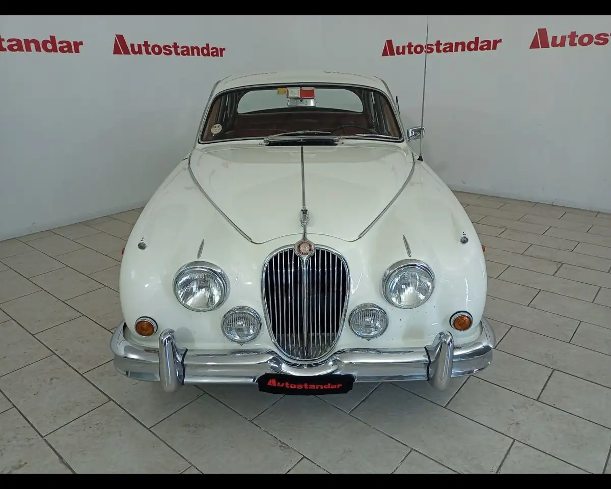 Jaguar MK II 3.8, foto 2