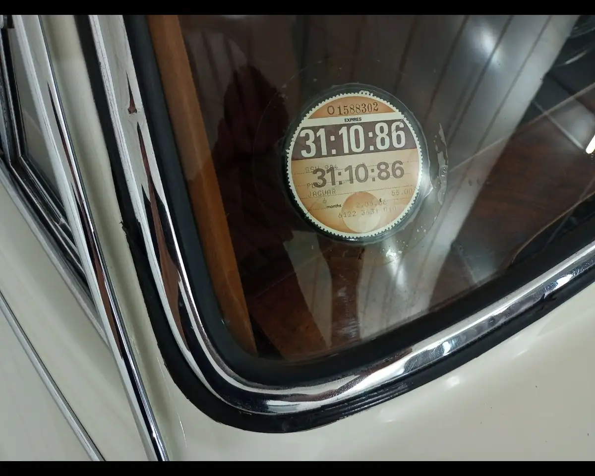 Jaguar MK II 3.8, foto 11