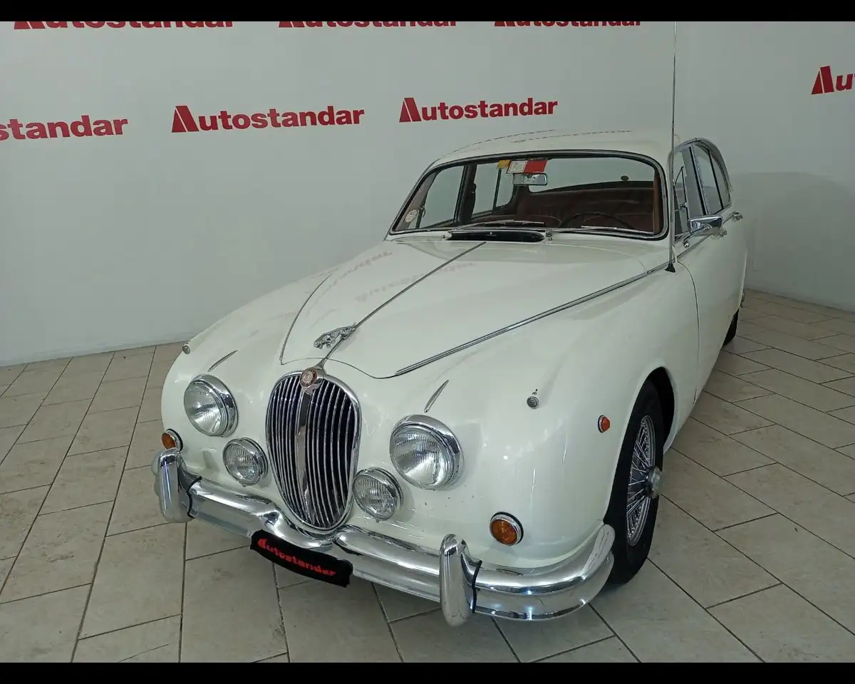 Jaguar MK II 3.8, foto 3