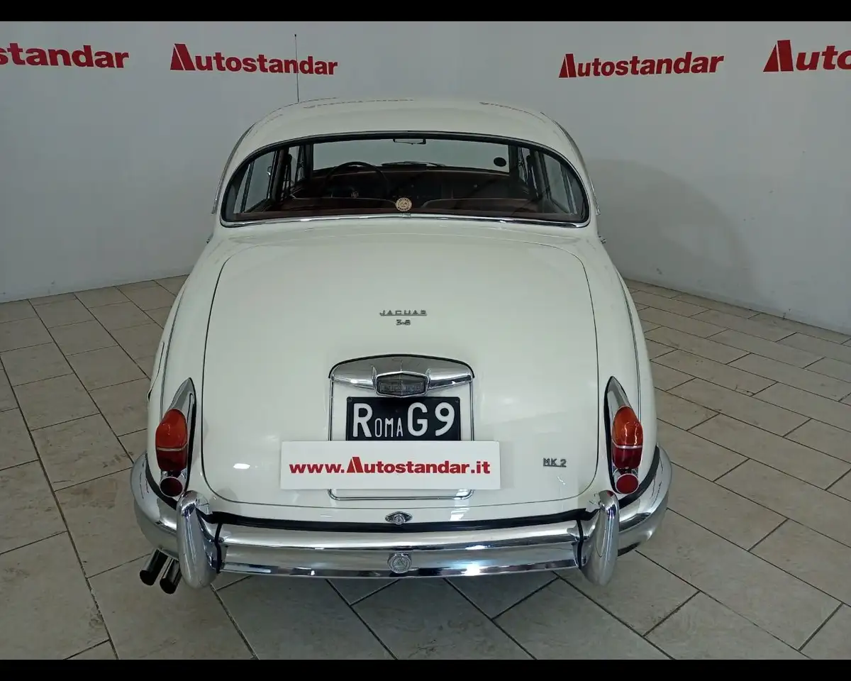 Jaguar MK II 3.8, foto 6